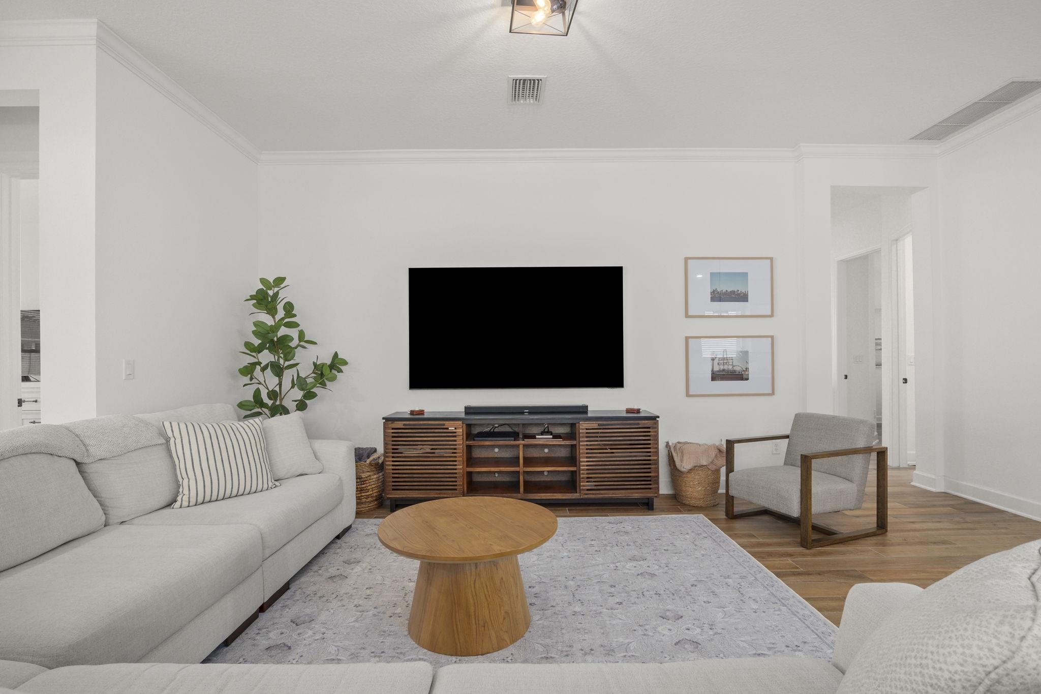 Image 14 of 44 For 11325 Hillsong Ct