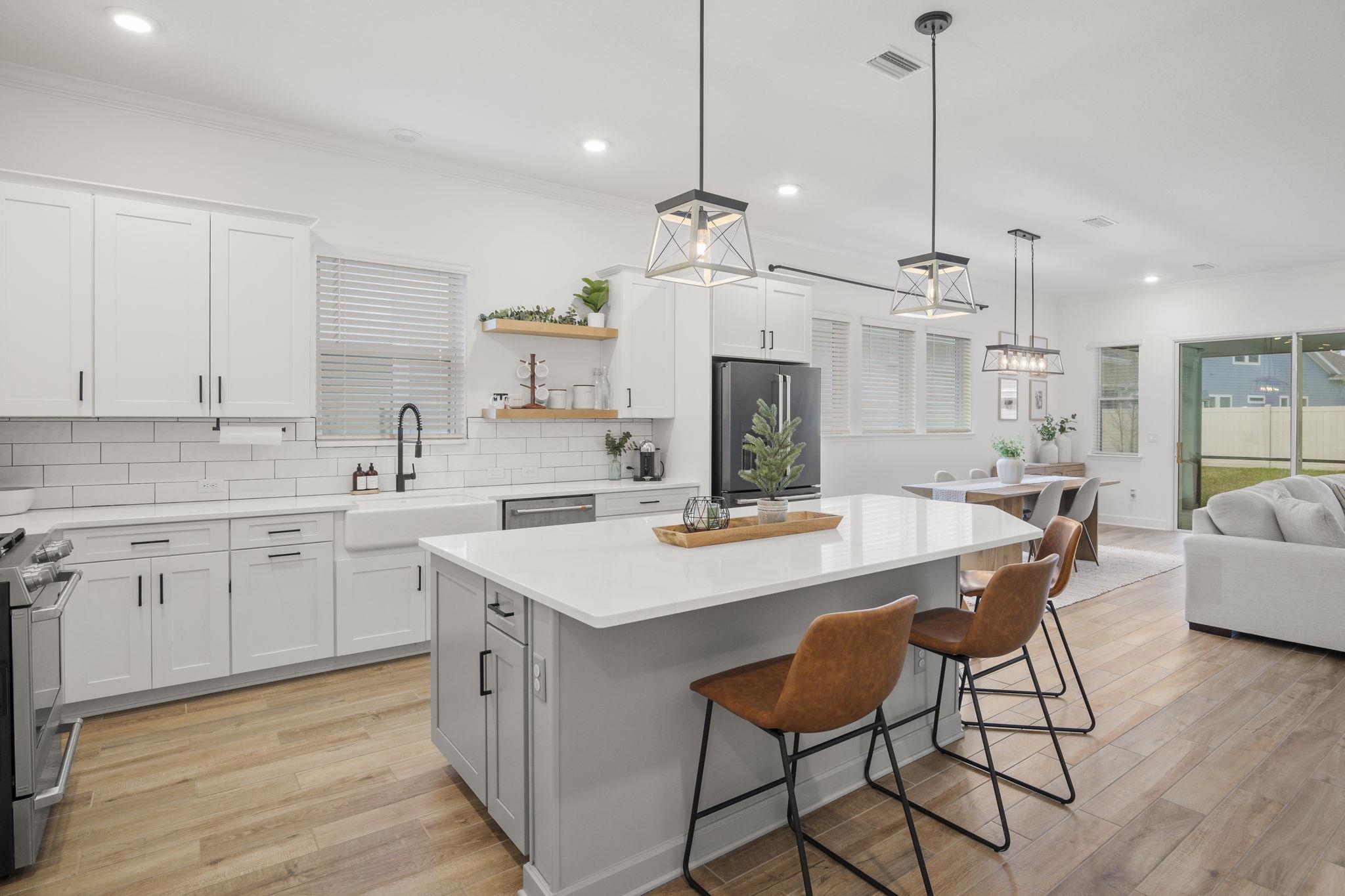 Image 17 of 44 For 11325 Hillsong Ct