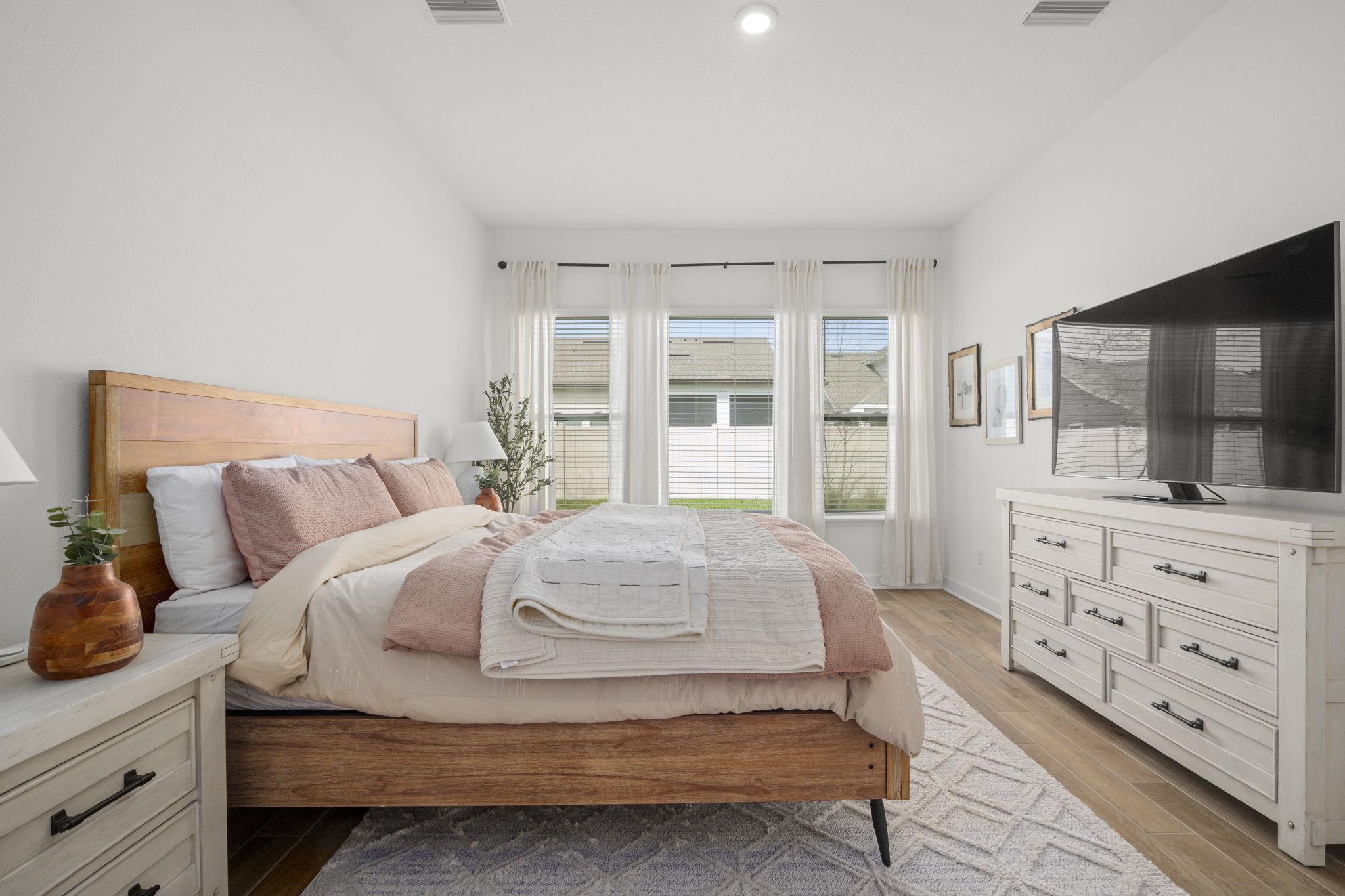 Image 21 of 44 For 11325 Hillsong Ct