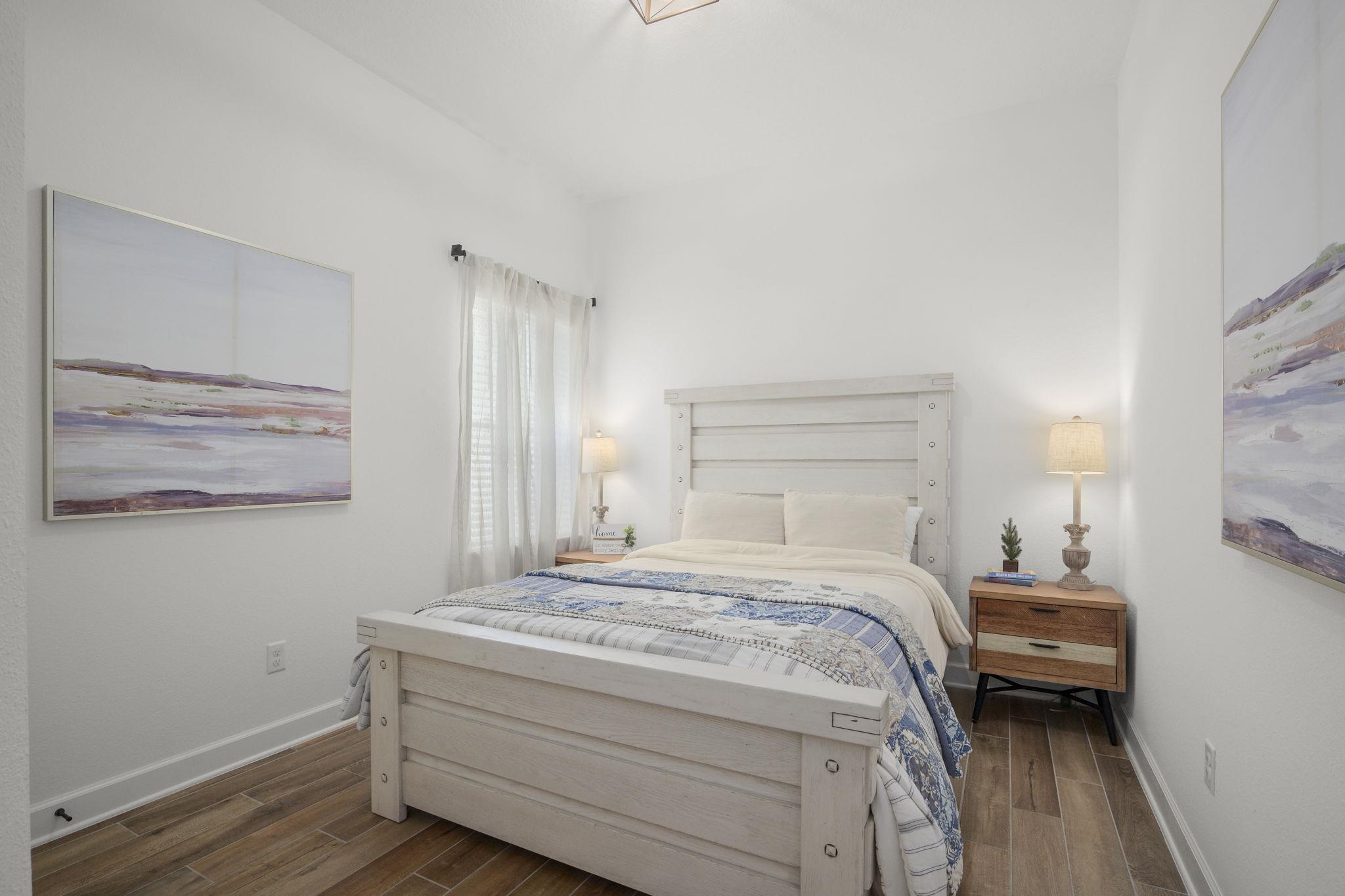 Image 29 of 44 For 11325 Hillsong Ct