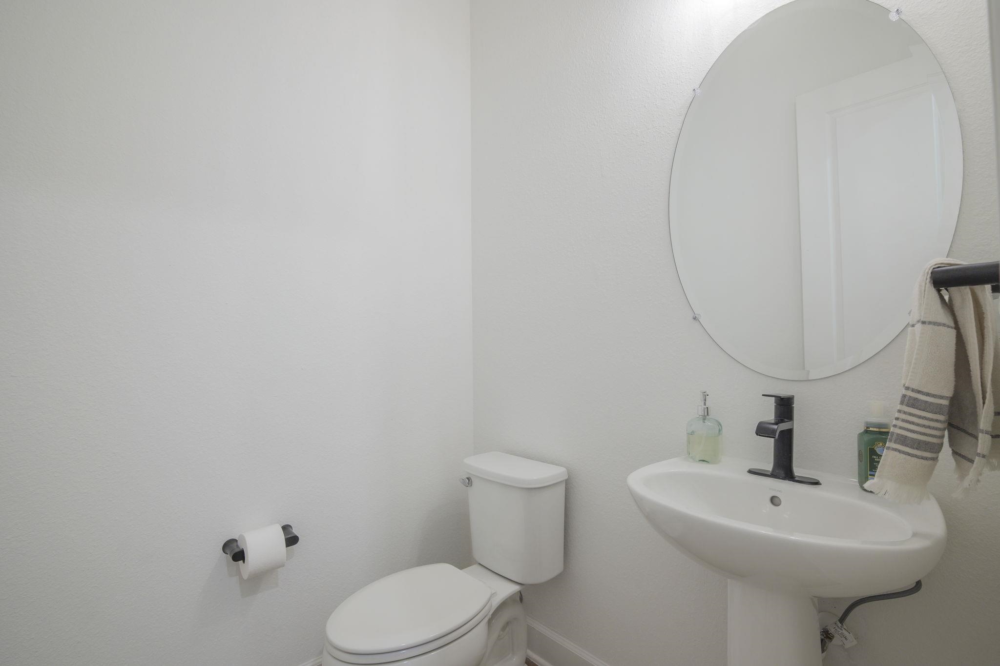 Image 31 of 44 For 11325 Hillsong Ct