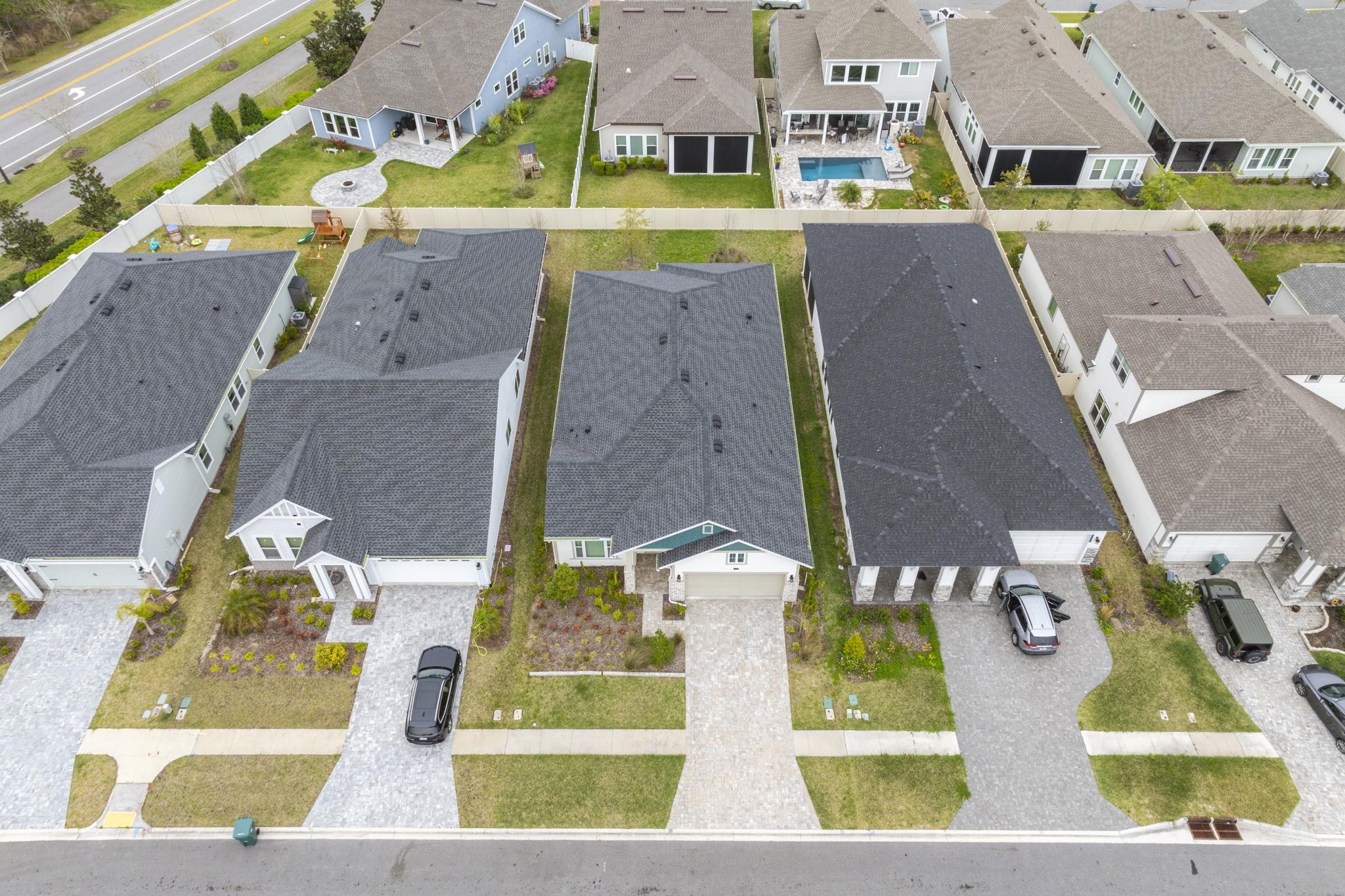 Image 38 of 44 For 11325 Hillsong Ct