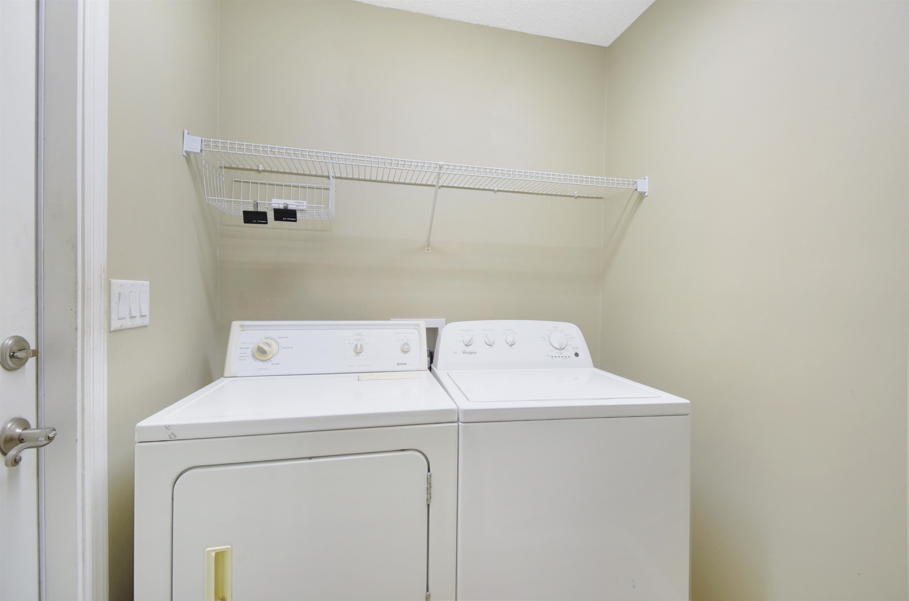 Image 18 of 26 For 317 Mystical Way