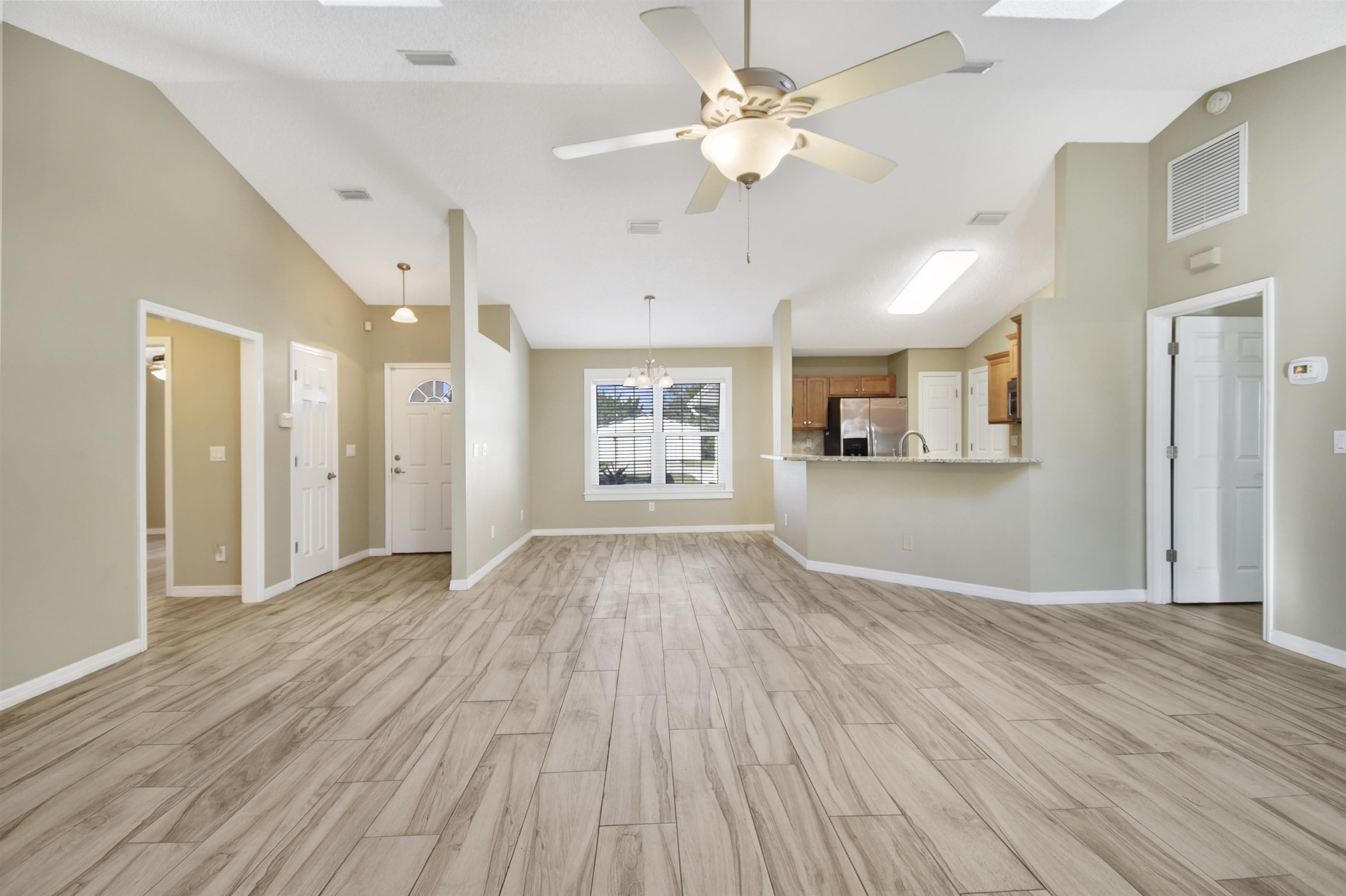 Image 2 of 26 For 317 Mystical Way