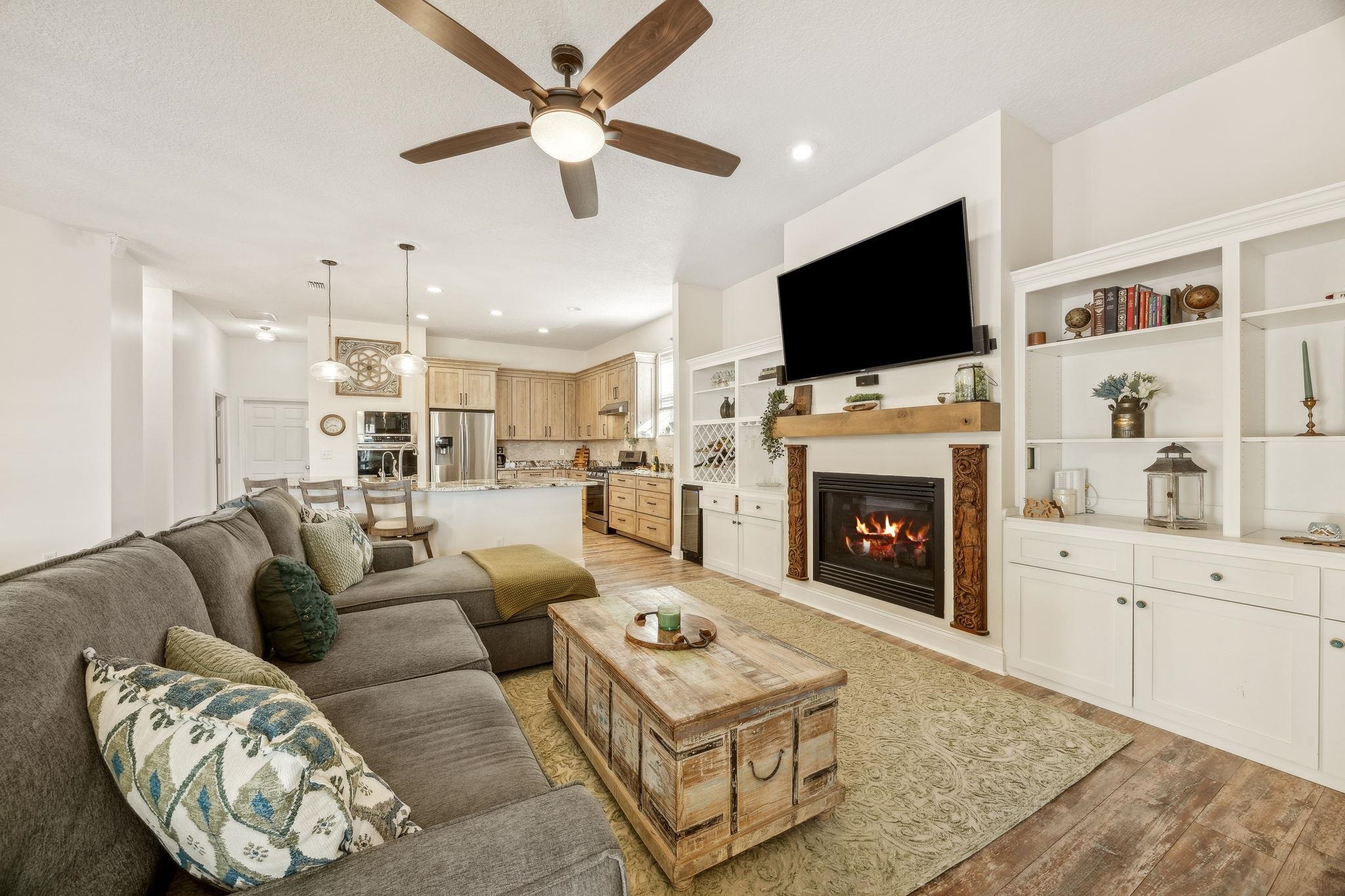 Image 13 of 80 For 809 Kalli Creek Lane