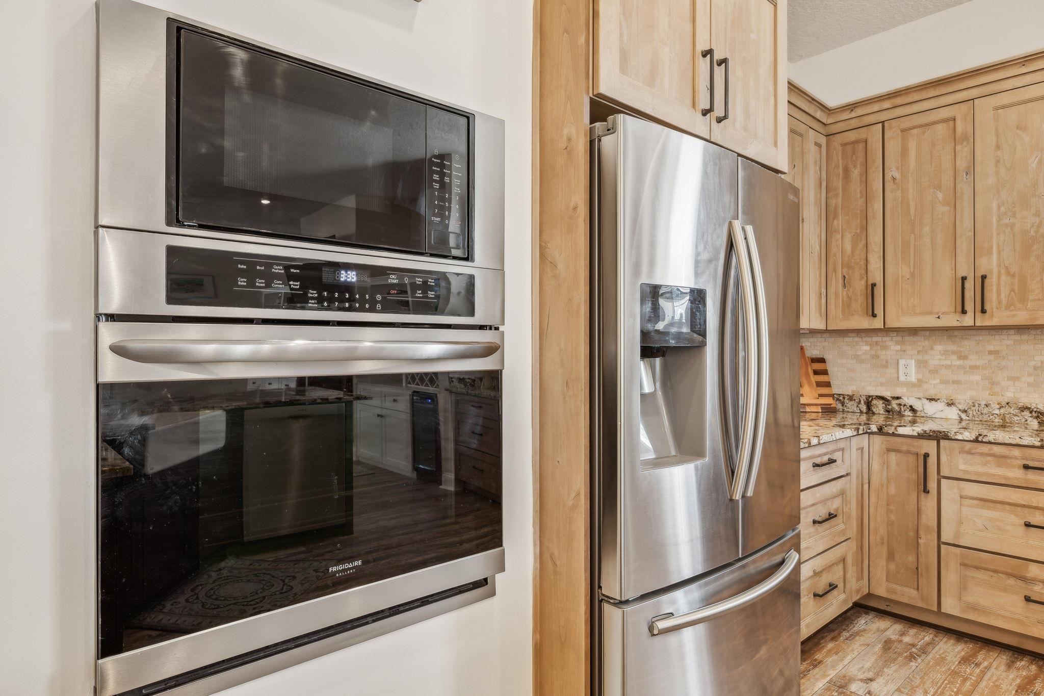 Image 18 of 80 For 809 Kalli Creek Lane