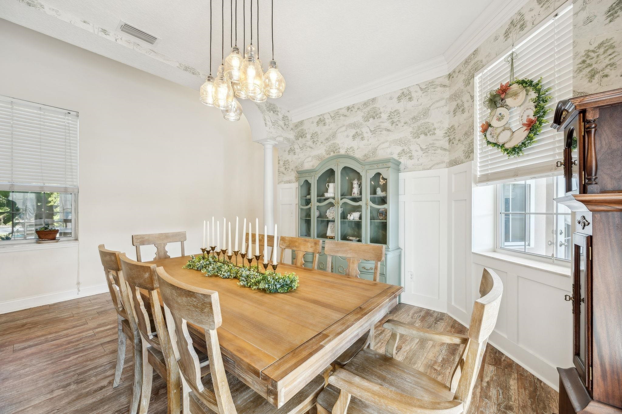 Image 24 of 80 For 809 Kalli Creek Lane