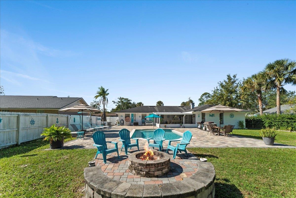 Image 37 of 52 For 3943 Eunice Rd