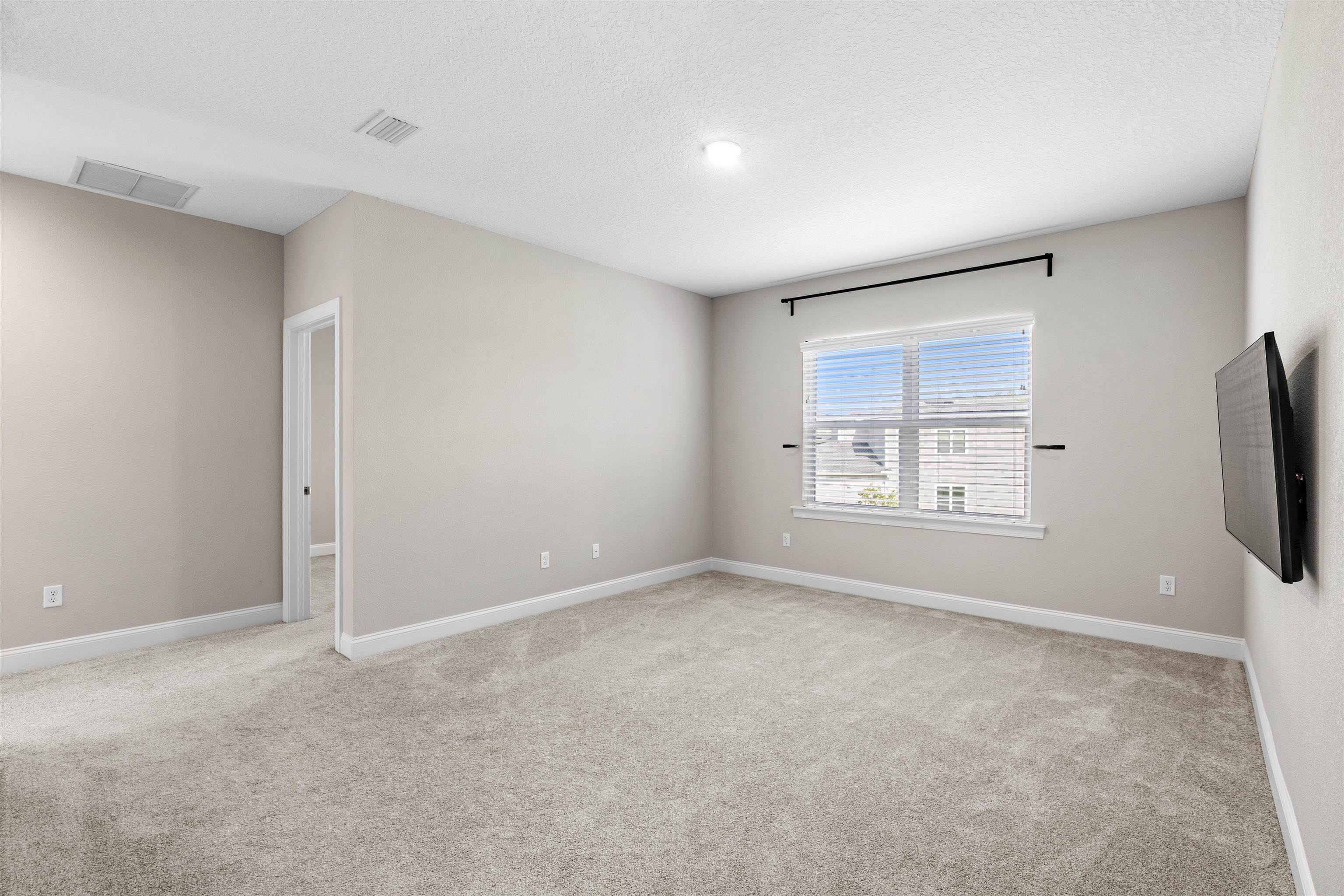 Image 38 of 74 For 131 Valley Falls Way