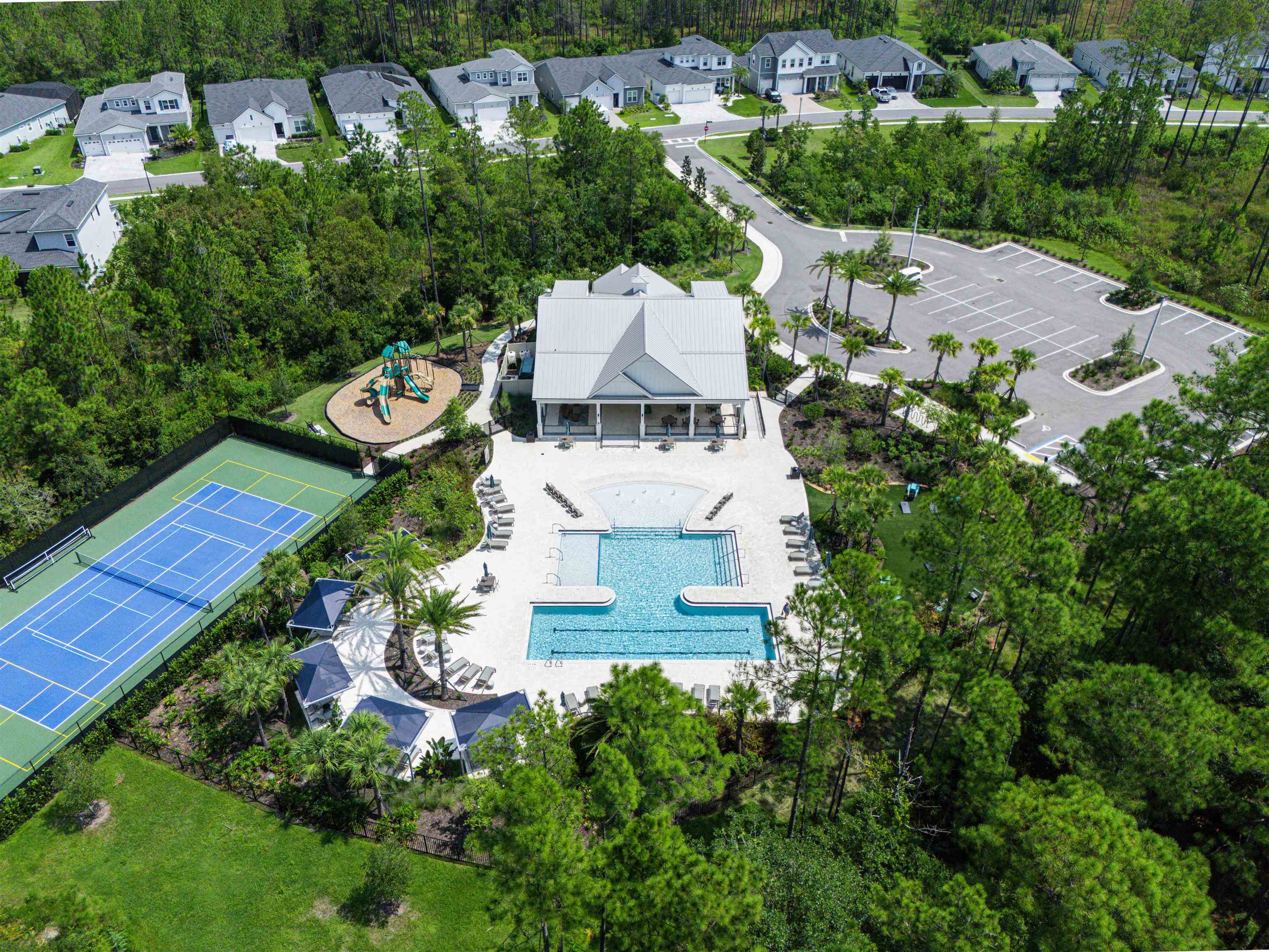 Image 62 of 74 For 131 Valley Falls Way