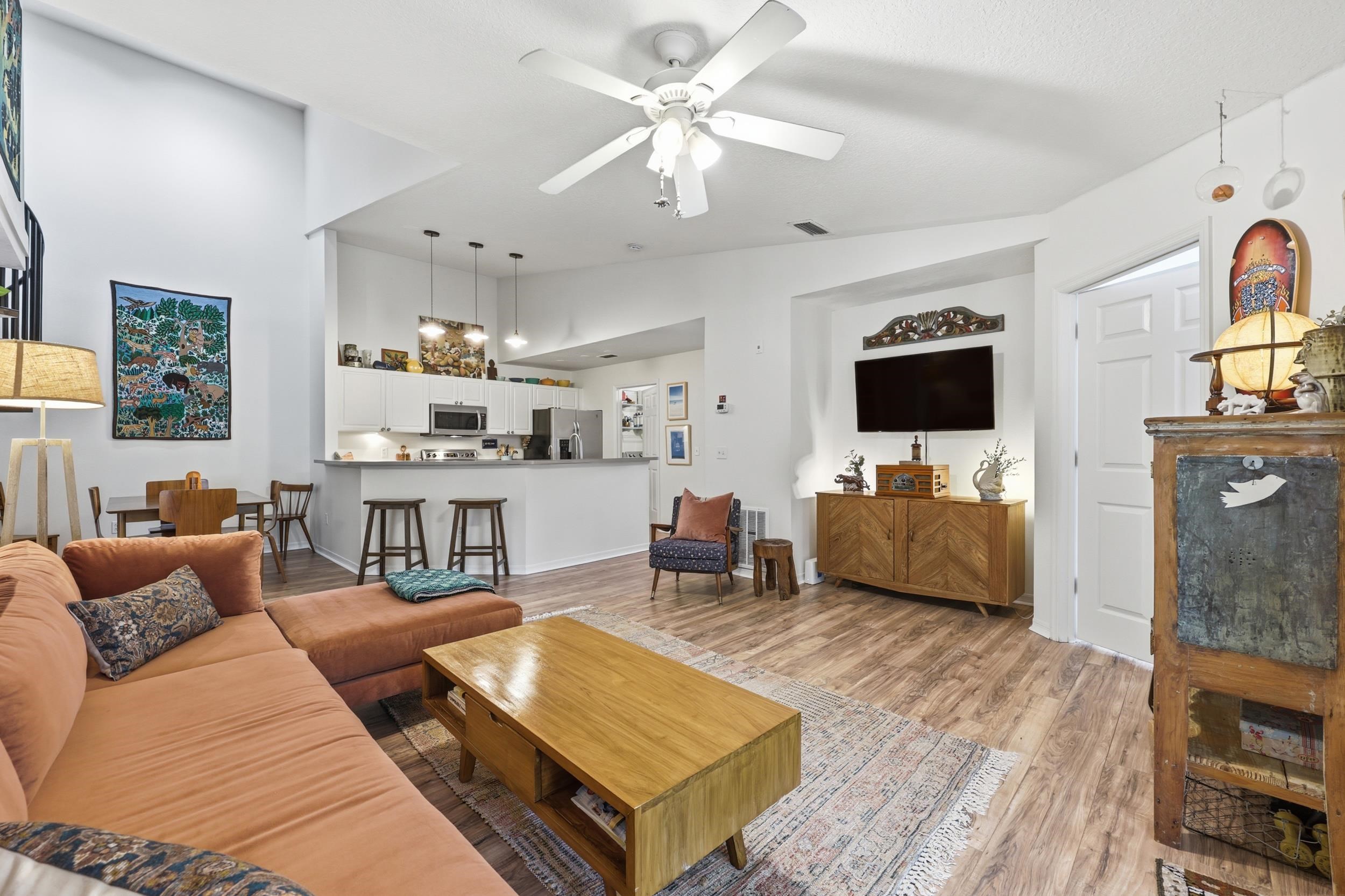 Image 19 of 69 For 16212 Harbour Vista Cir