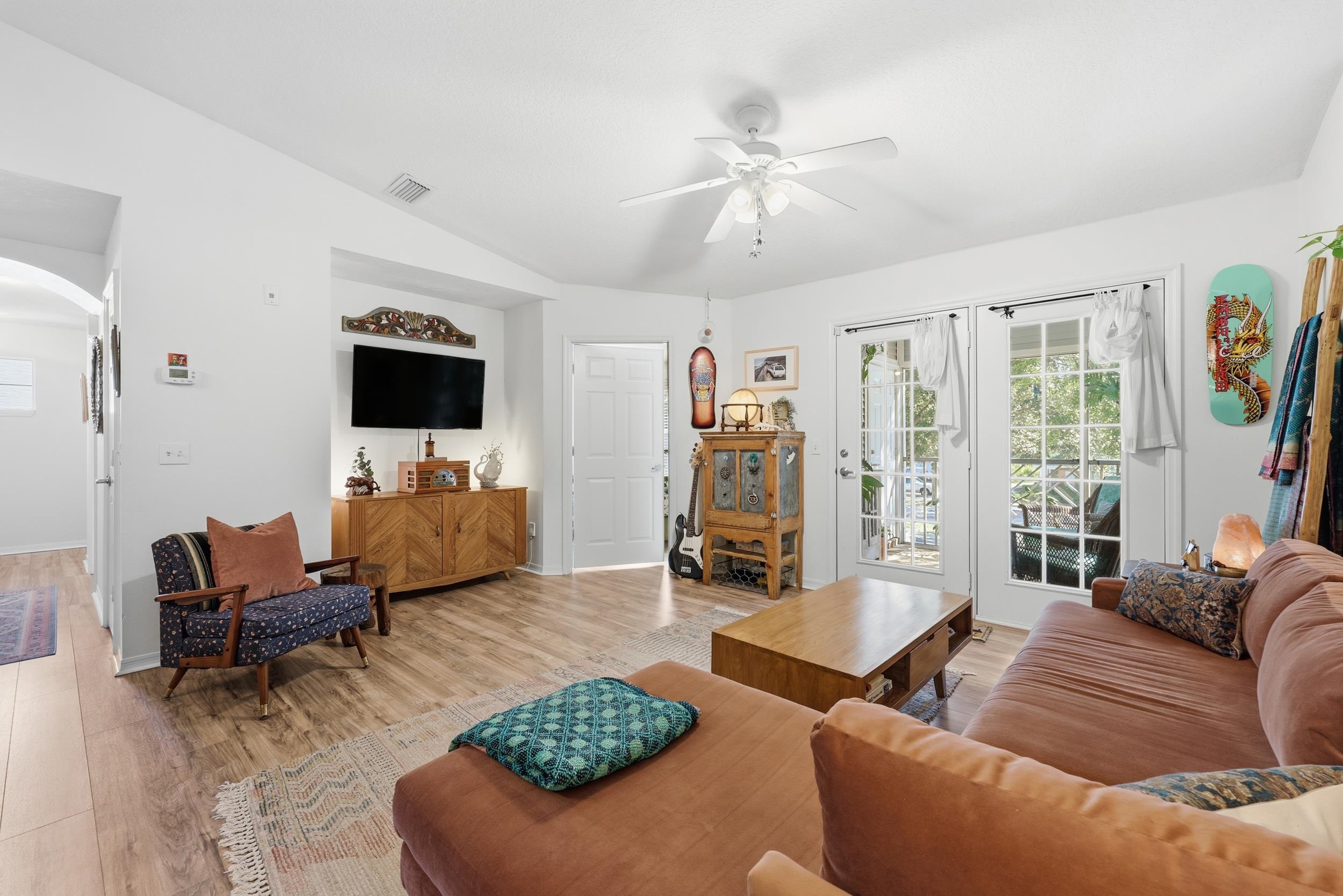 Image 20 of 69 For 16212 Harbour Vista Cir