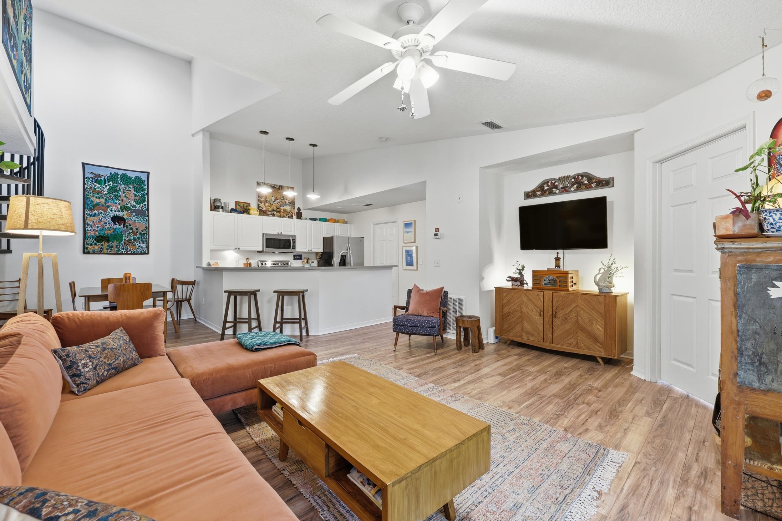 Image 21 of 69 For 16212 Harbour Vista Cir