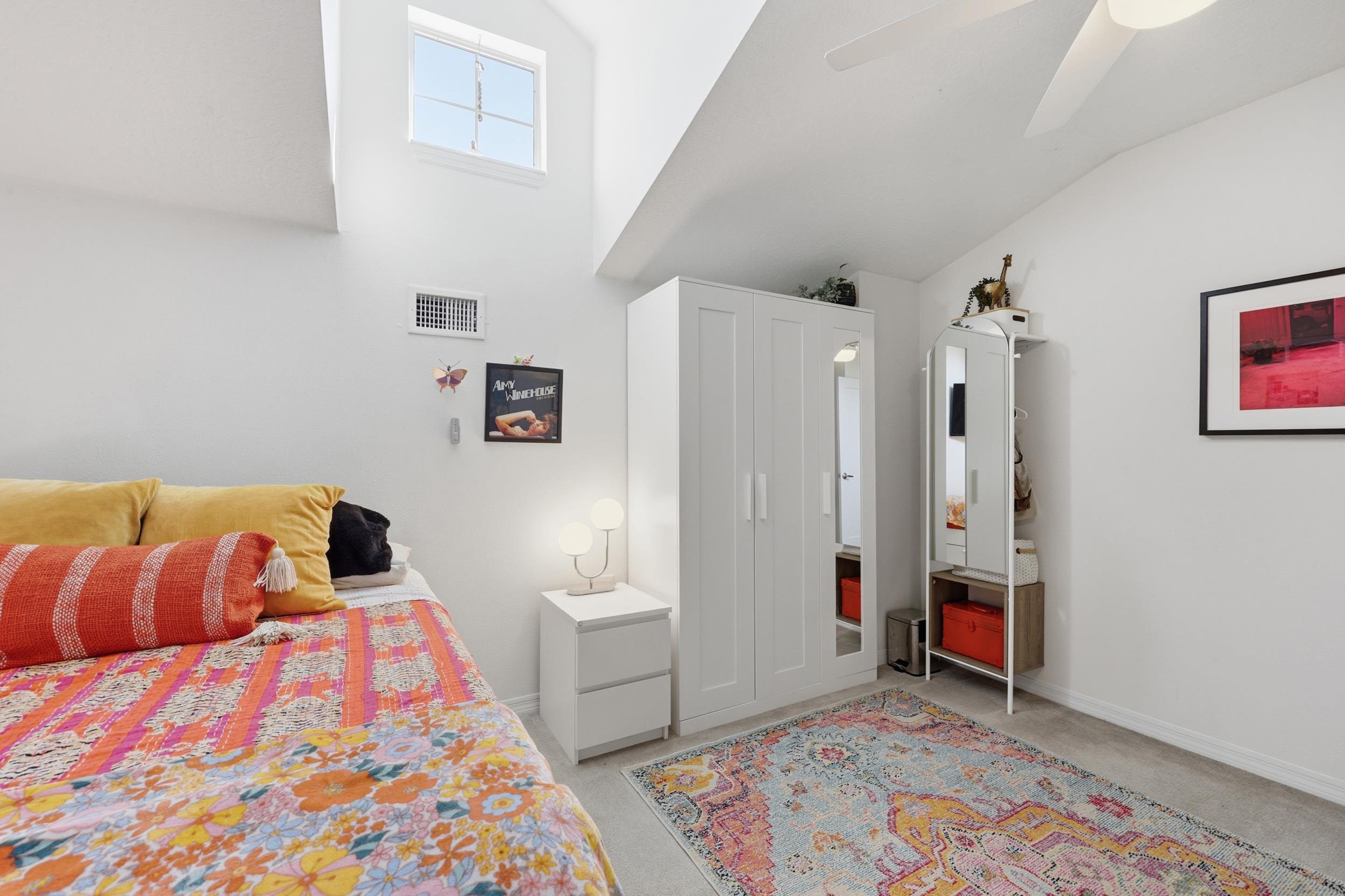 Image 26 of 69 For 16212 Harbour Vista Cir