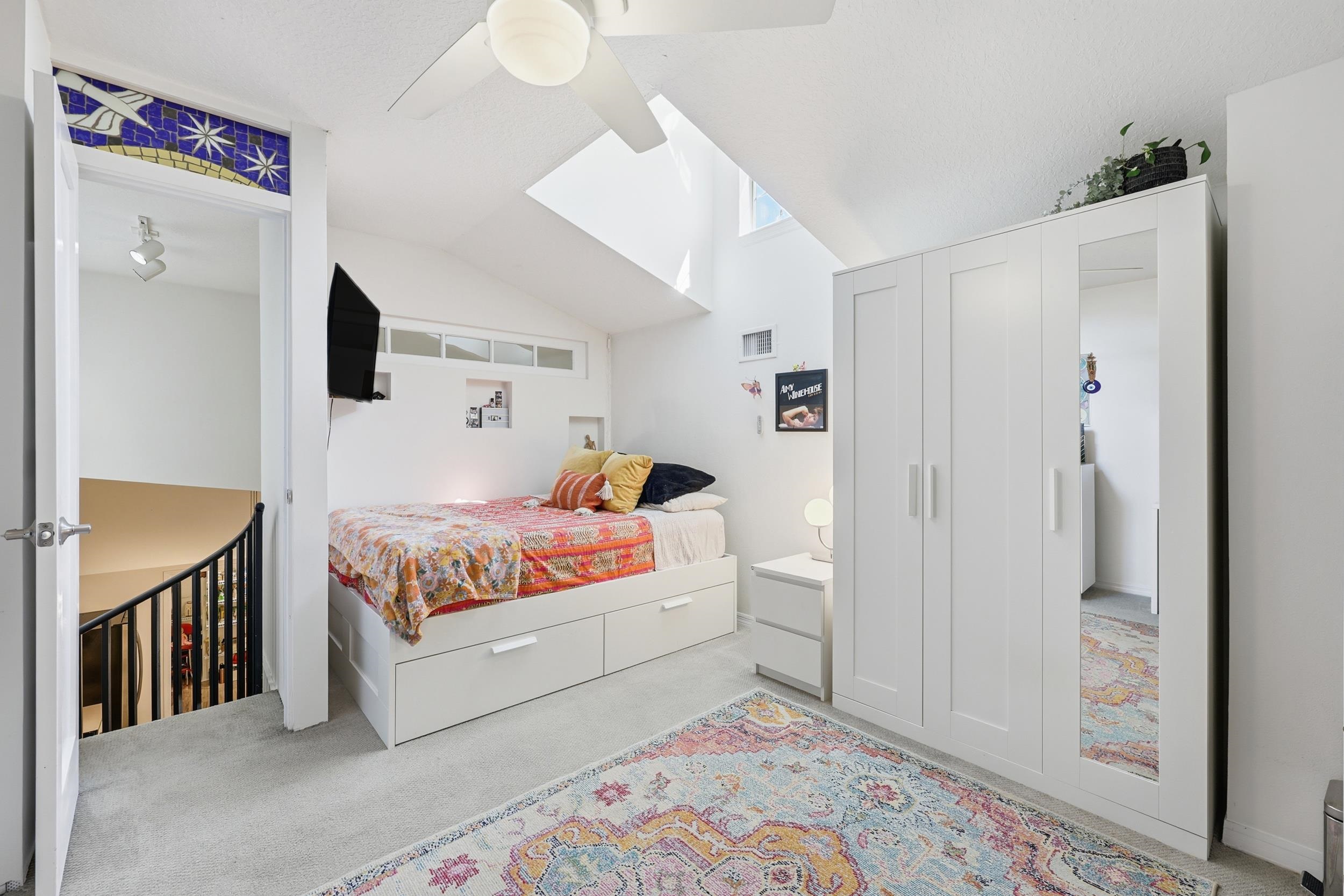 Image 27 of 69 For 16212 Harbour Vista Cir