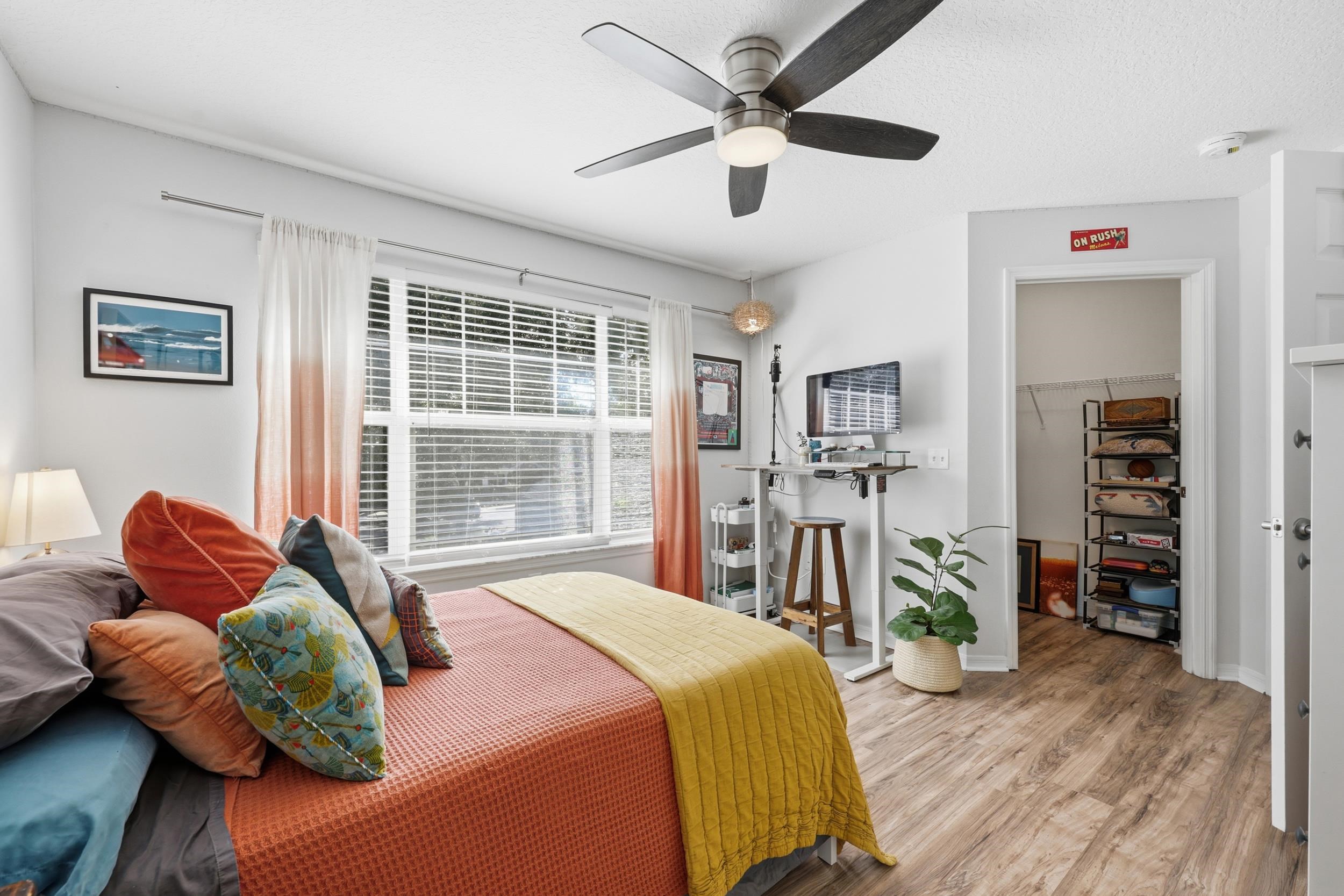 Image 35 of 69 For 16212 Harbour Vista Cir