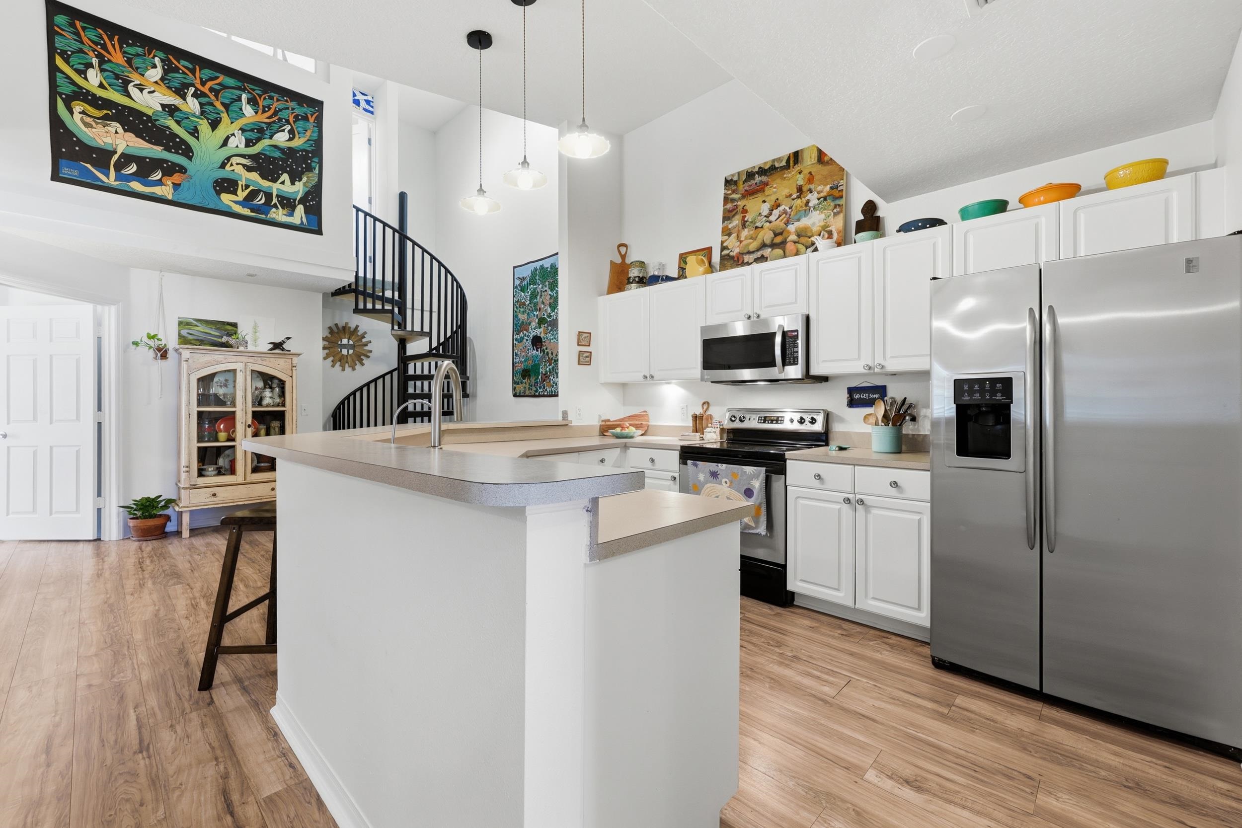 Image 8 of 69 For 16212 Harbour Vista Cir