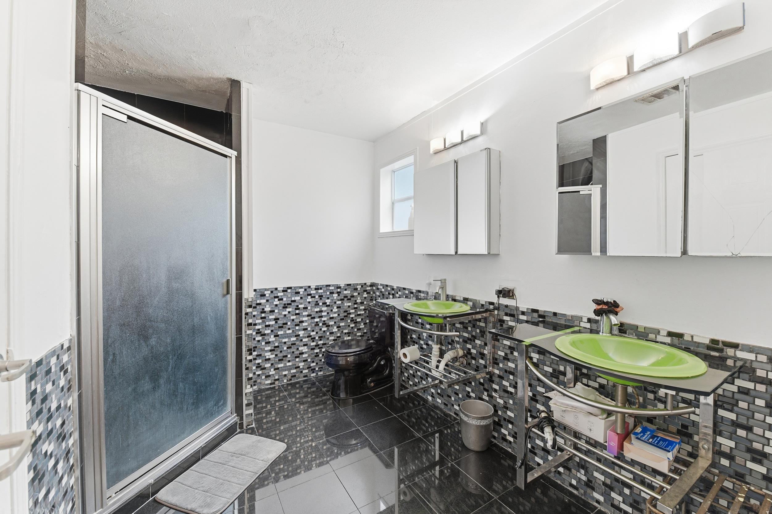 Image 20 of 30 For 725 Cypress Rd