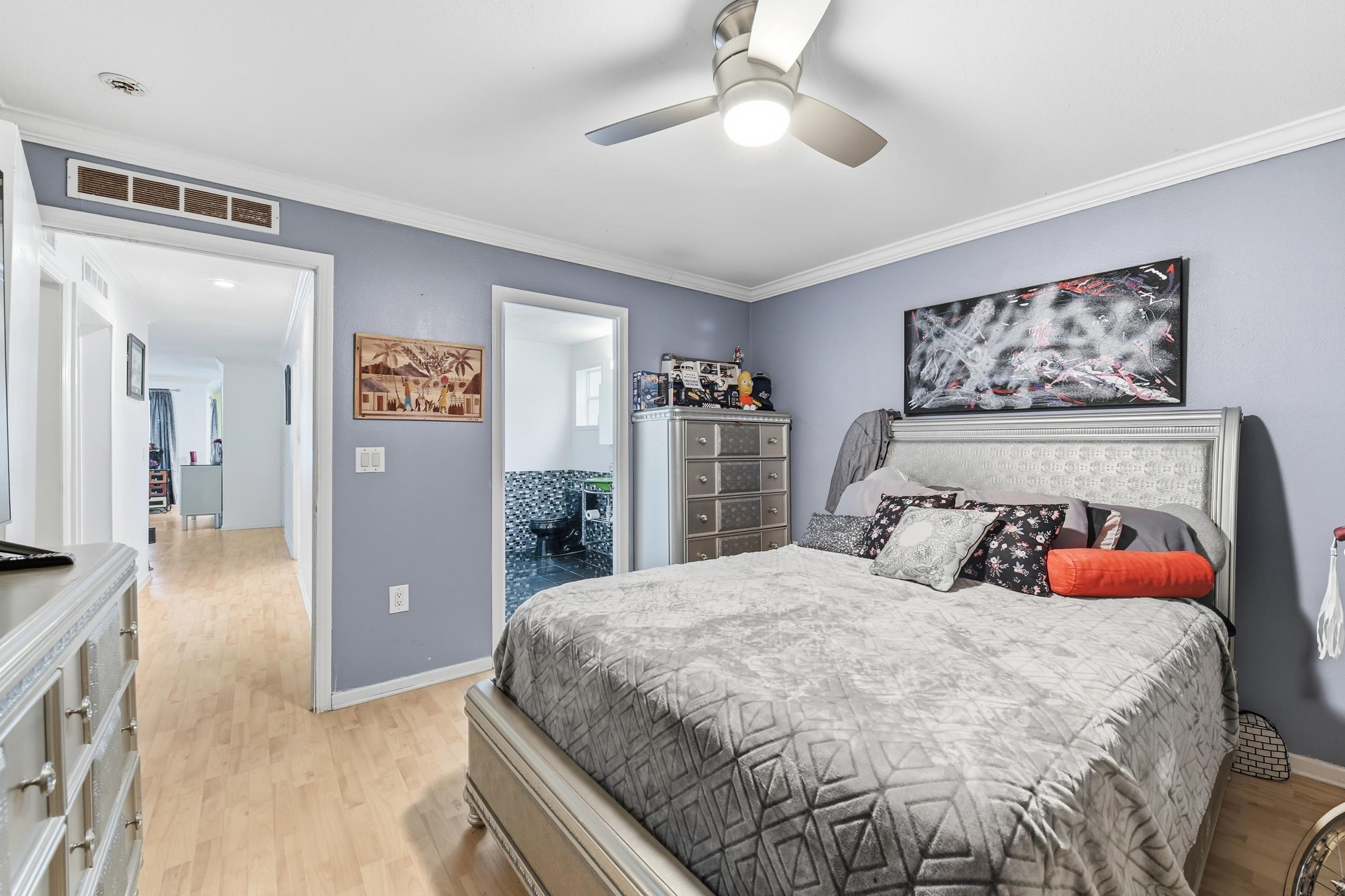 Image 21 of 30 For 725 Cypress Rd