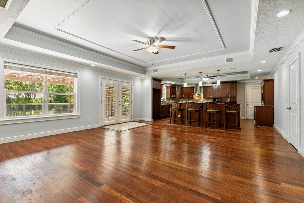 Image 24 of 61 For 2380 Deerwood Acres Dr