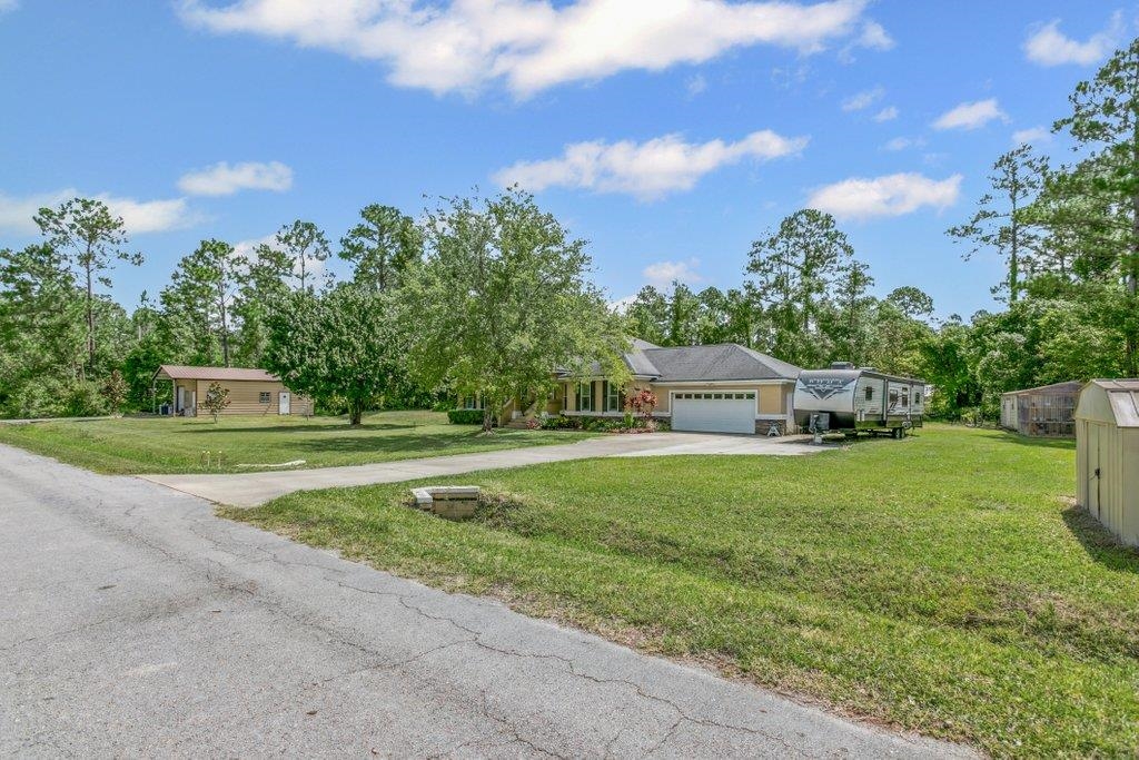 Image 6 of 61 For 2380 Deerwood Acres Dr