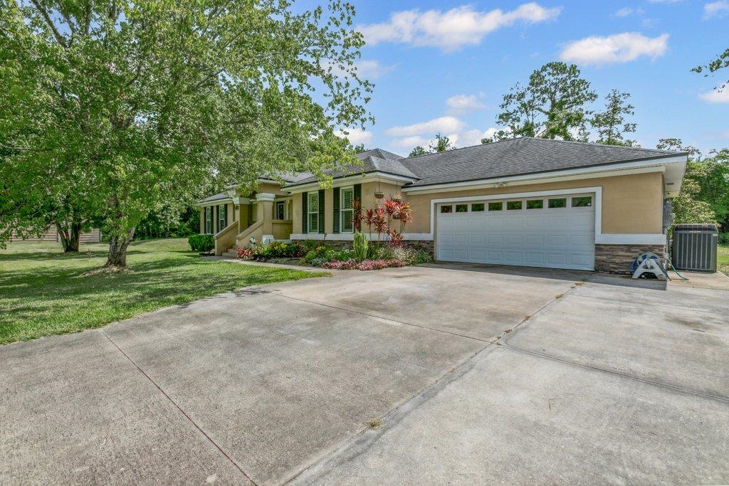 Image 7 of 61 For 2380 Deerwood Acres Dr