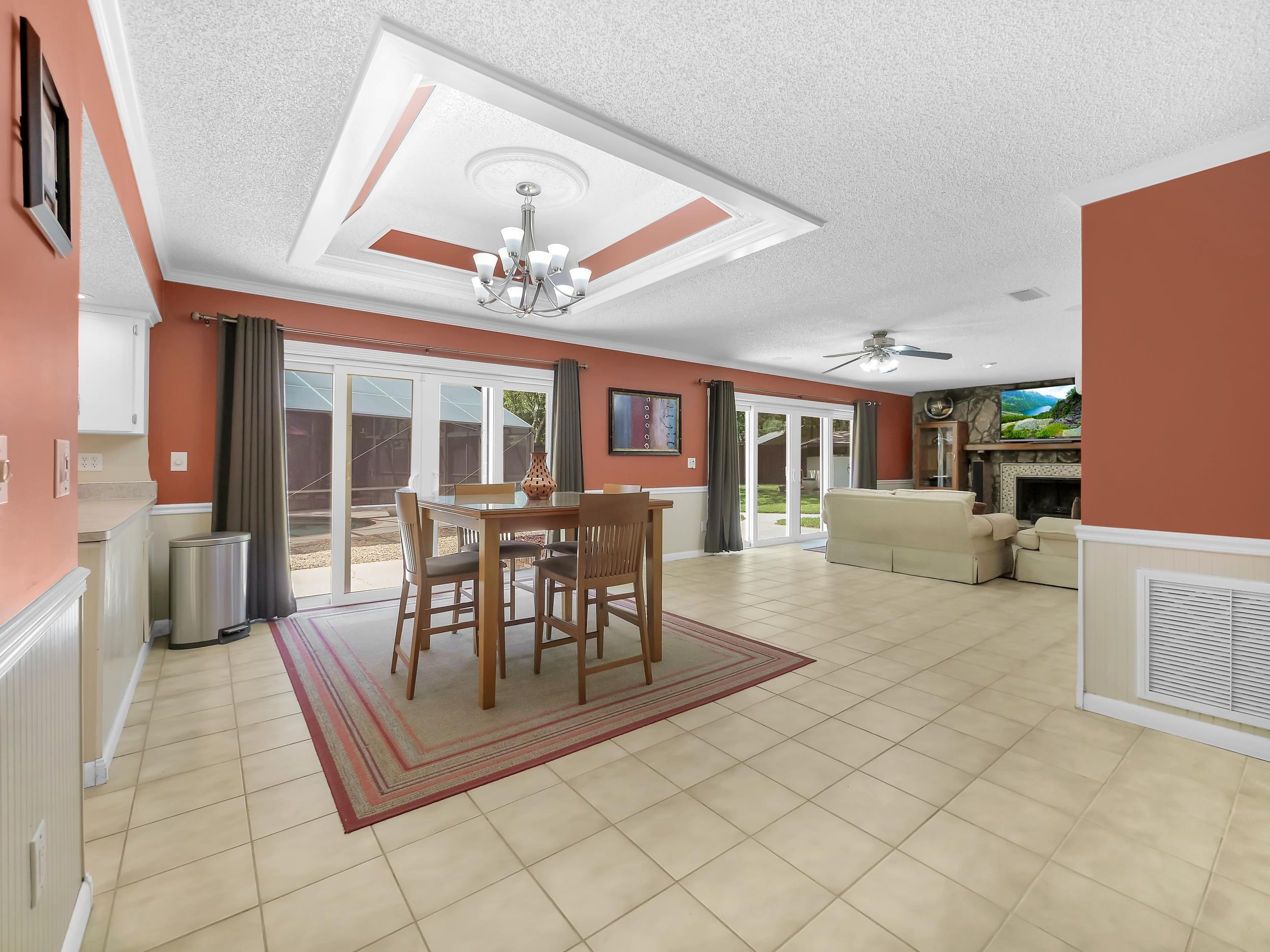 Image 10 of 47 For 1043 Winterhawk Dr