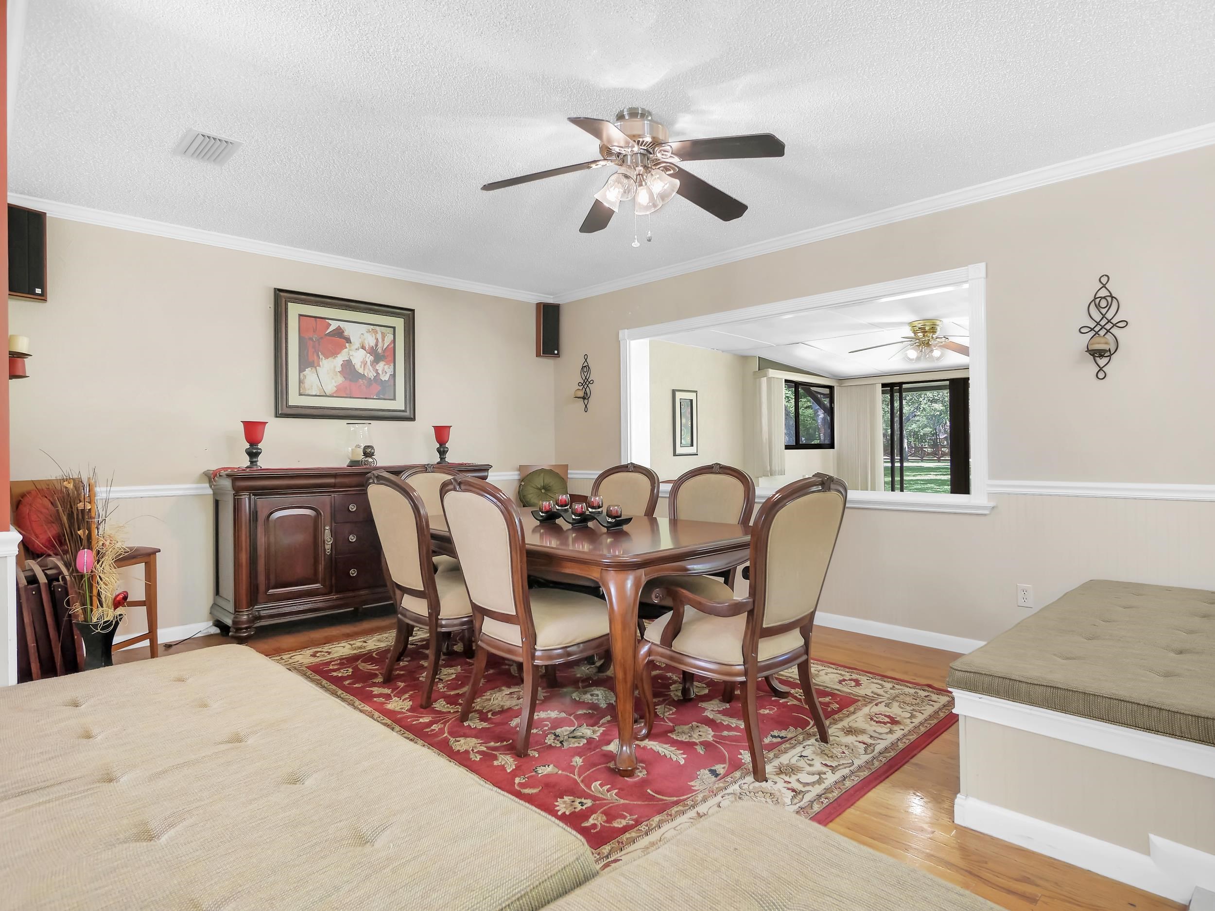 Image 11 of 47 For 1043 Winterhawk Dr