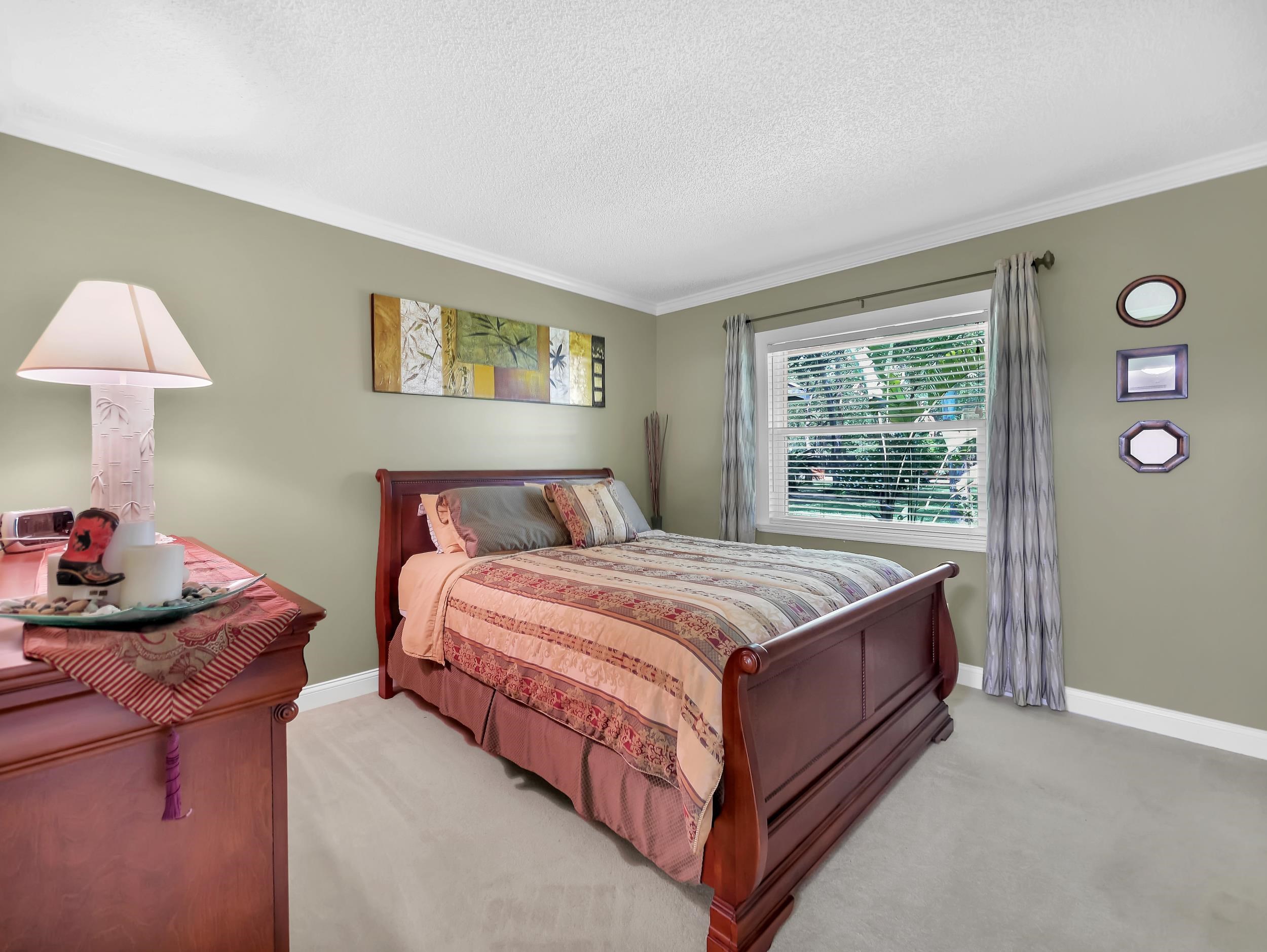 Image 17 of 47 For 1043 Winterhawk Dr