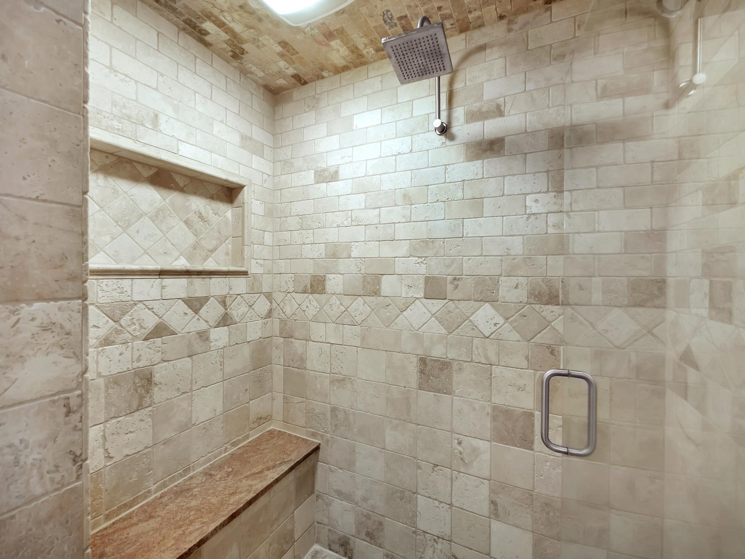 Image 21 of 47 For 1043 Winterhawk Dr