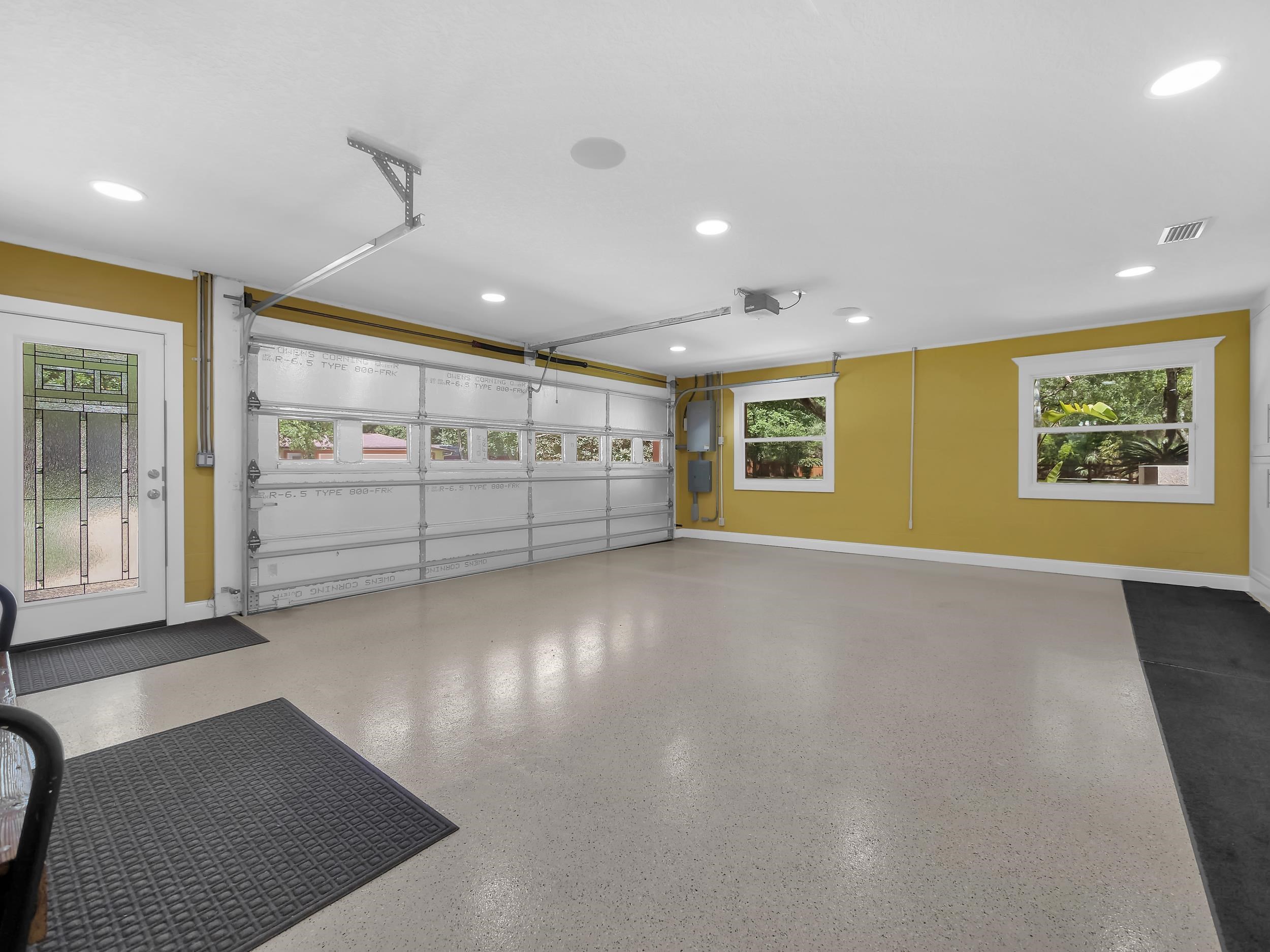 Image 27 of 47 For 1043 Winterhawk Dr