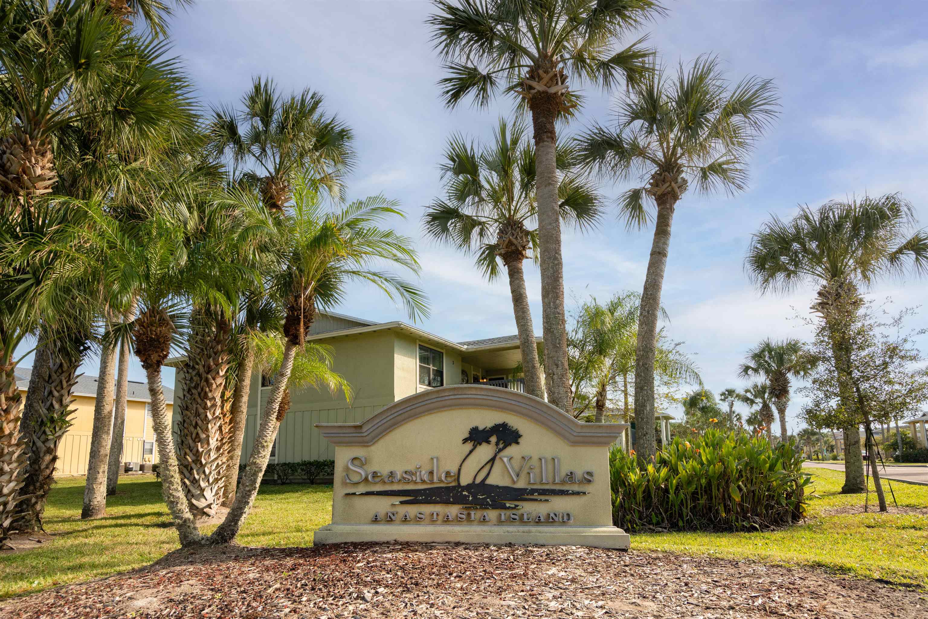 Image 2 of 31 For 17 Clipper Ct