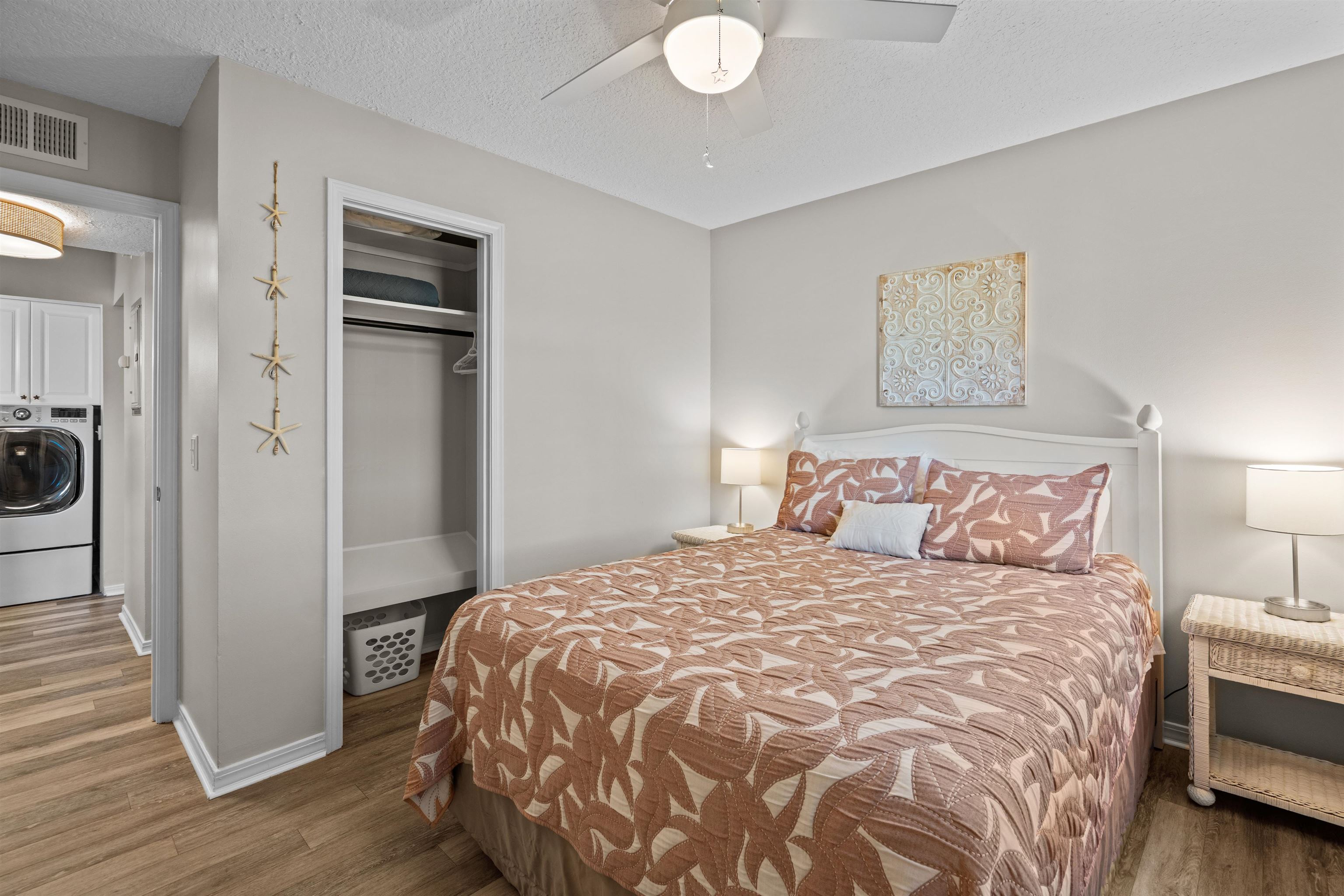 Image 24 of 31 For 17 Clipper Ct