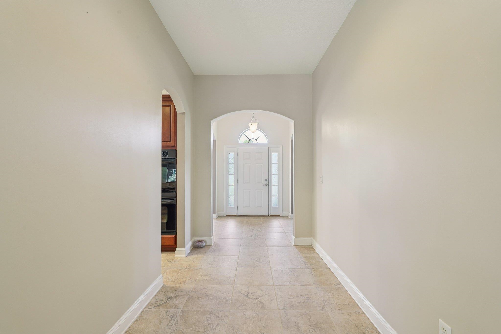 Image 11 of 91 For 5862 Cypress Estates Dr