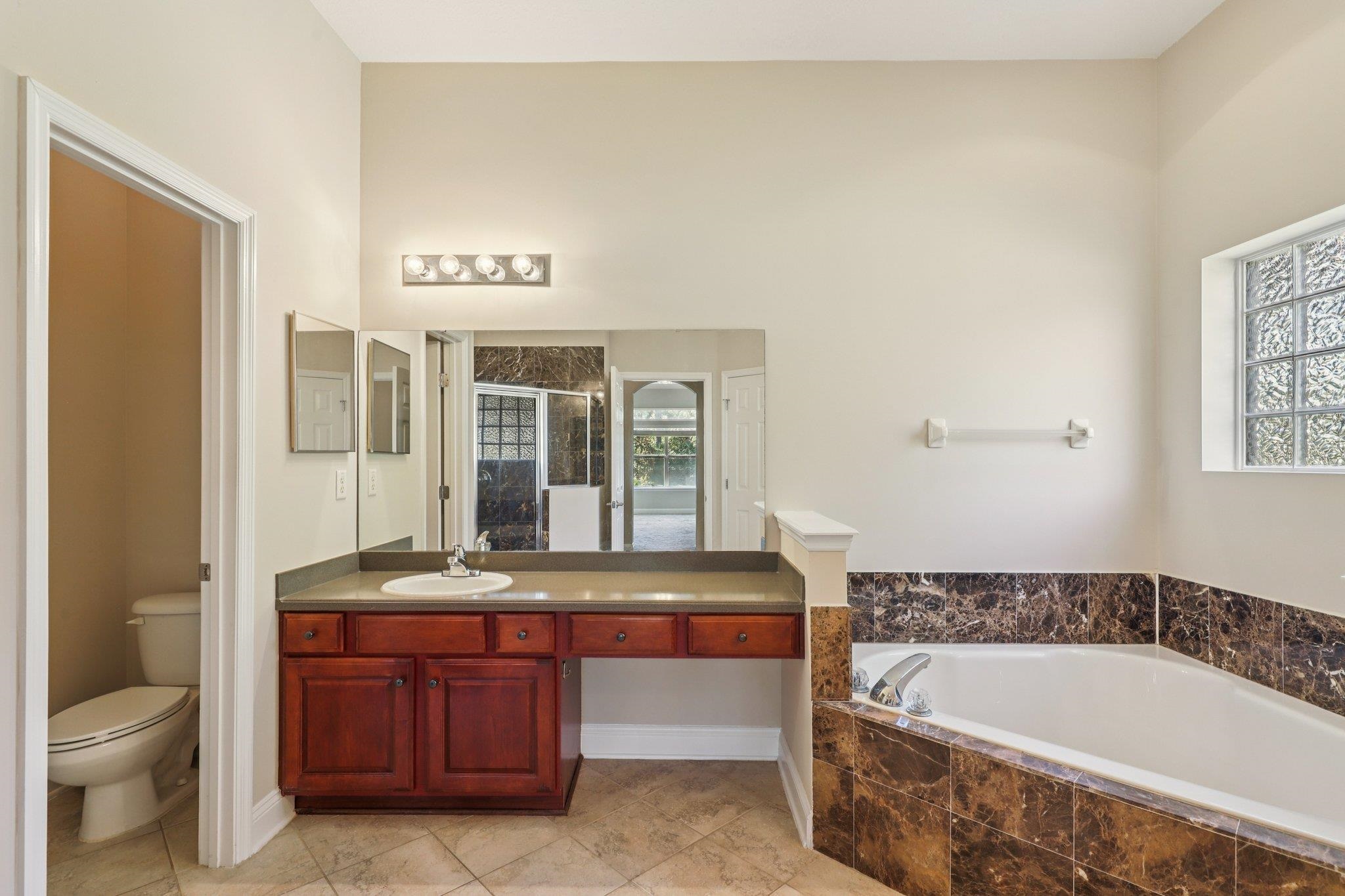 Image 32 of 91 For 5862 Cypress Estates Dr