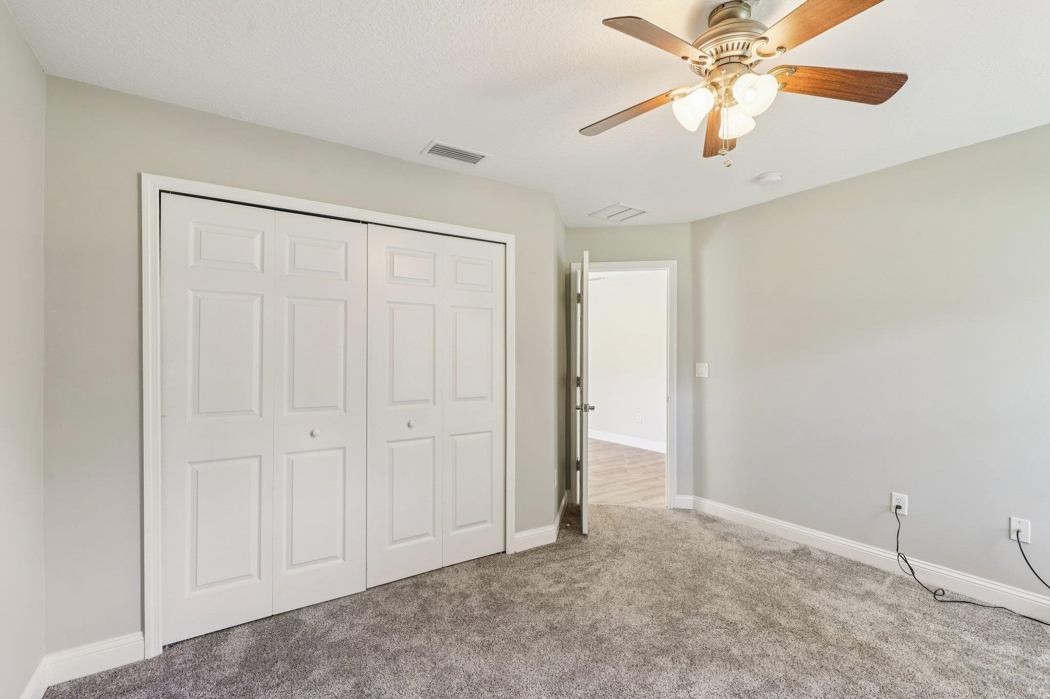 Image 37 of 91 For 5862 Cypress Estates Dr