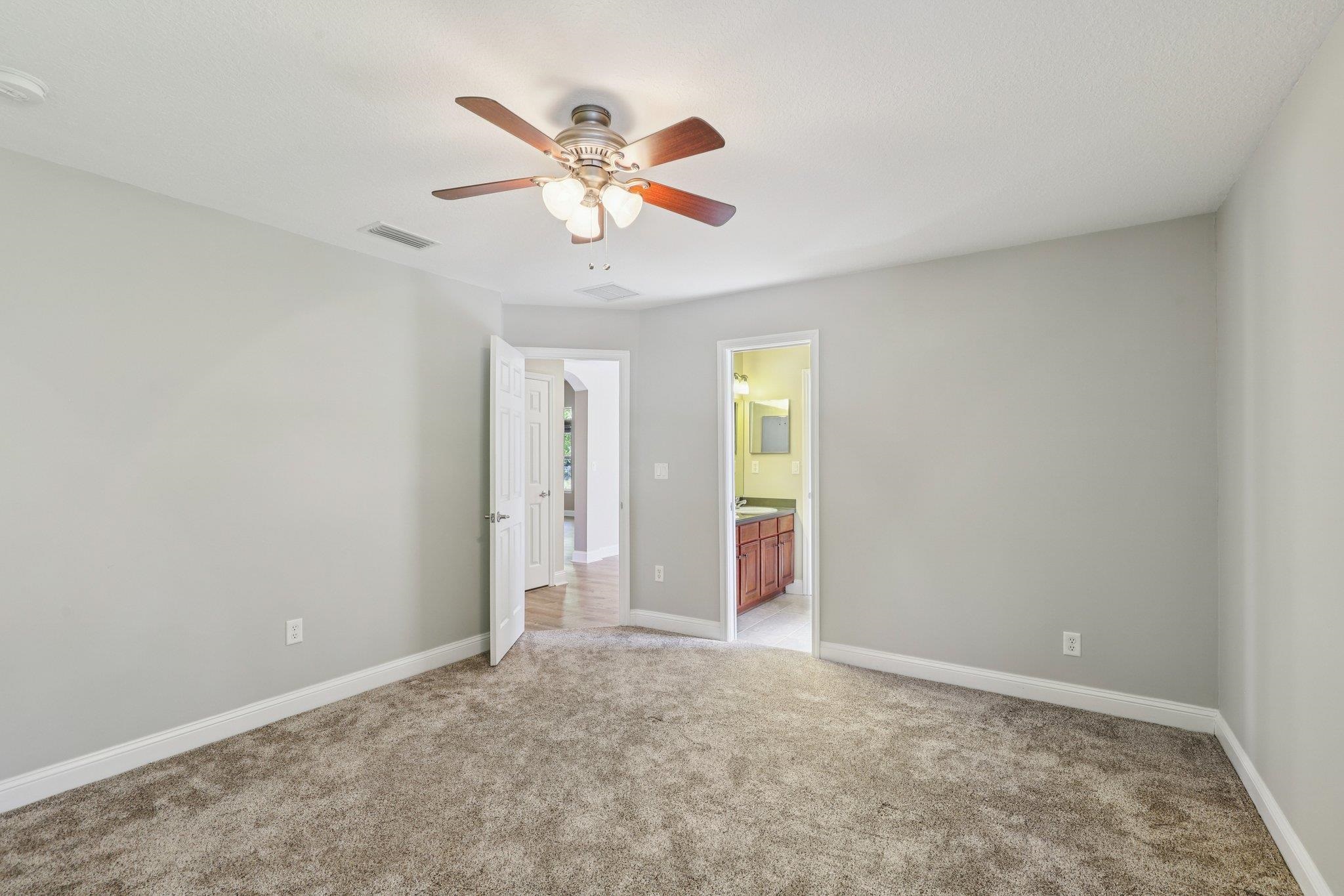 Image 41 of 91 For 5862 Cypress Estates Dr