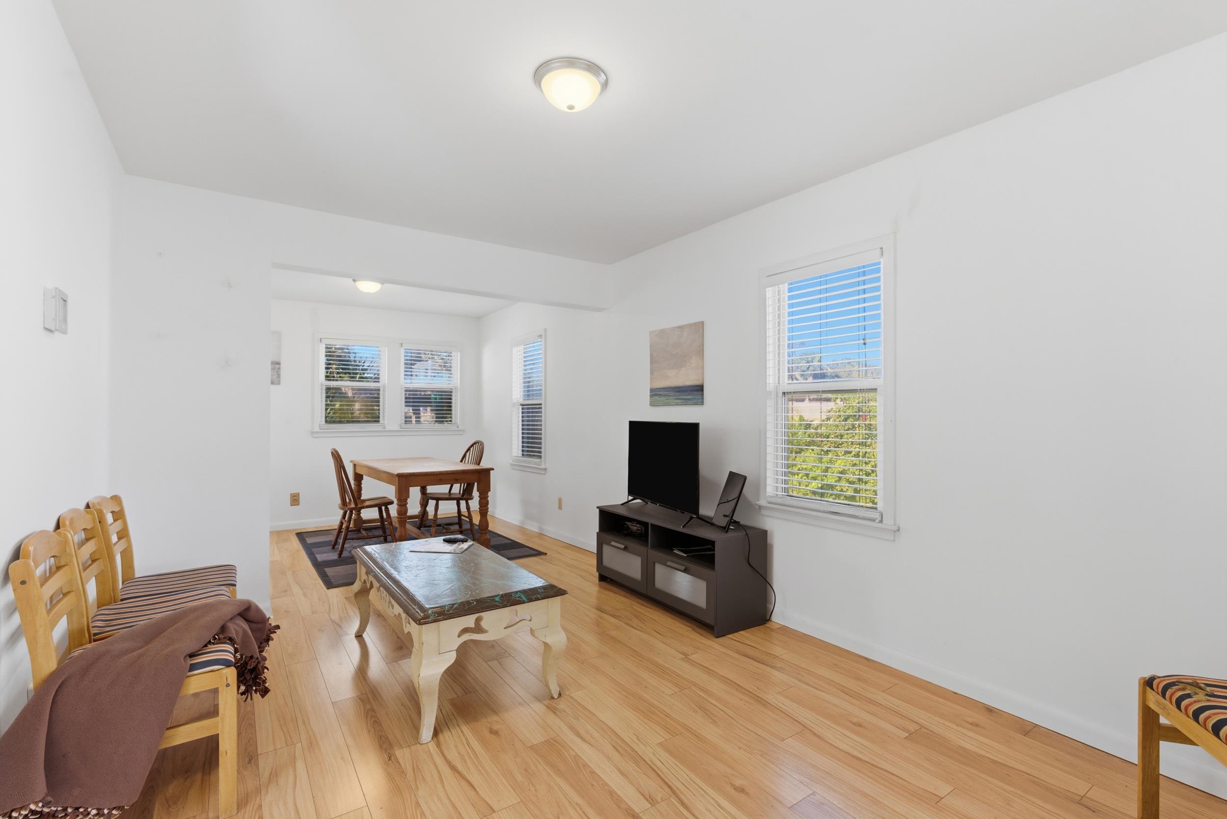 Image 16 of 58 For 6951 Middleton Ave