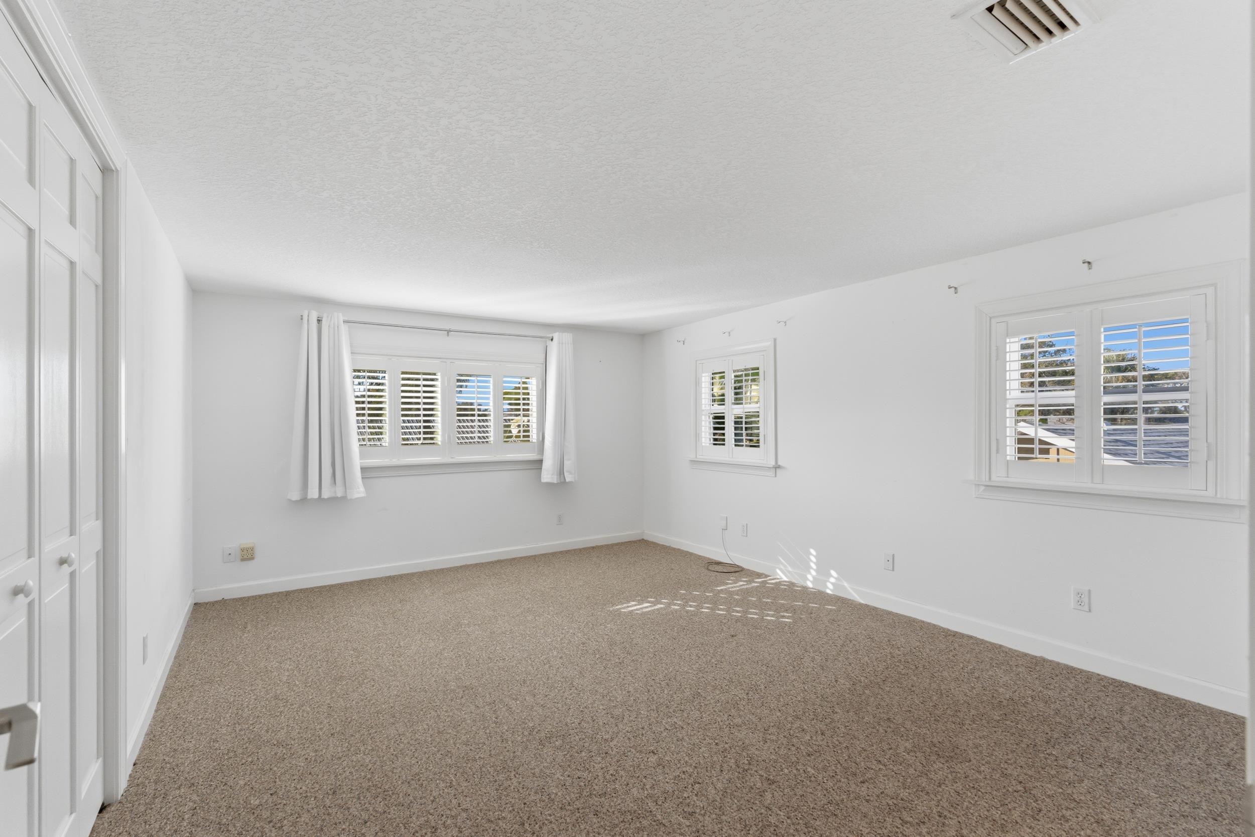 Image 30 of 58 For 6951 Middleton Ave