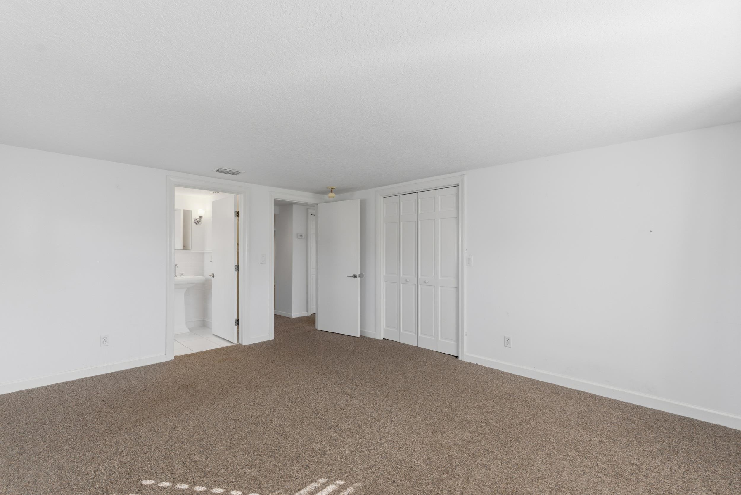 Image 31 of 58 For 6951 Middleton Ave