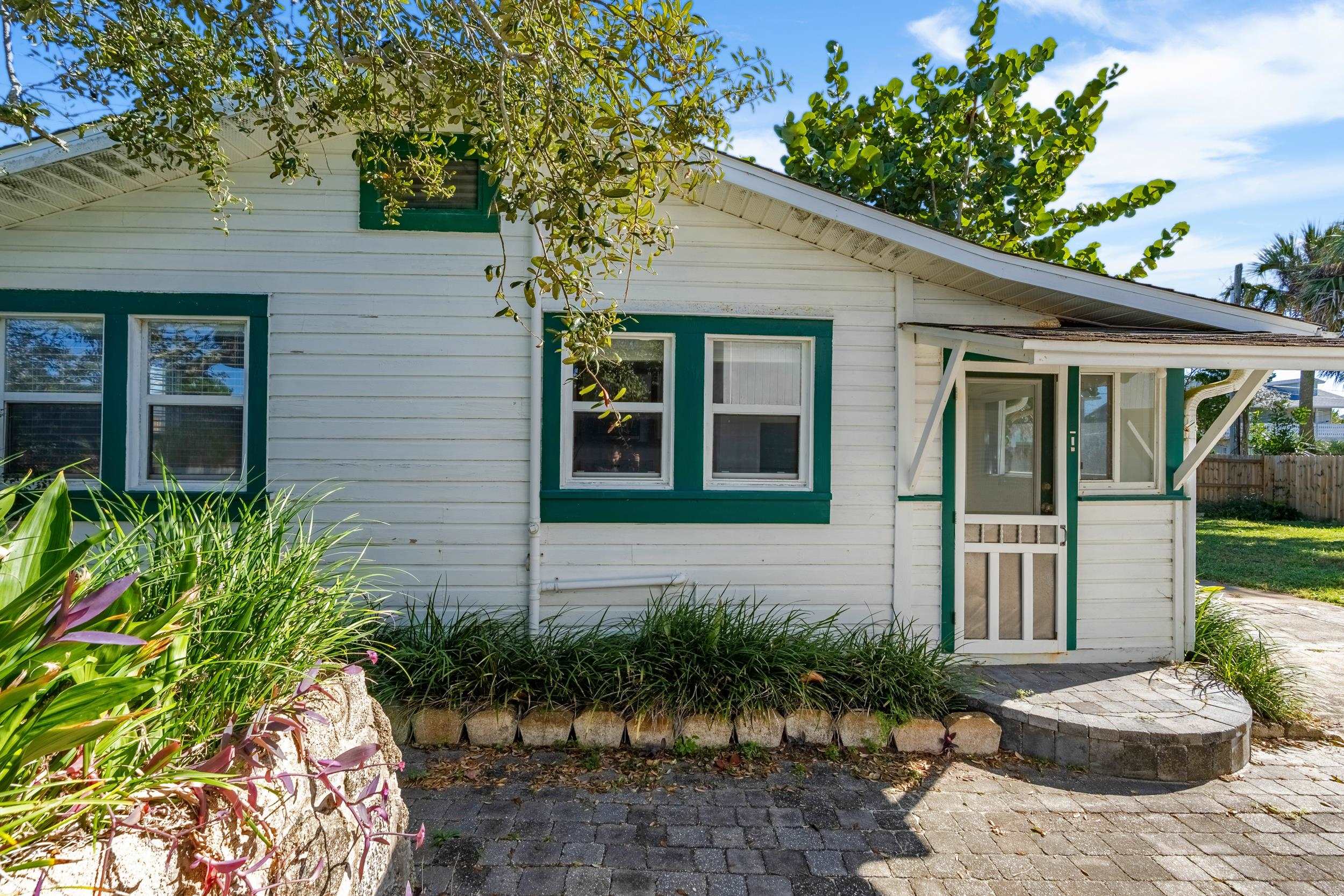 Image 5 of 58 For 6951 Middleton Ave