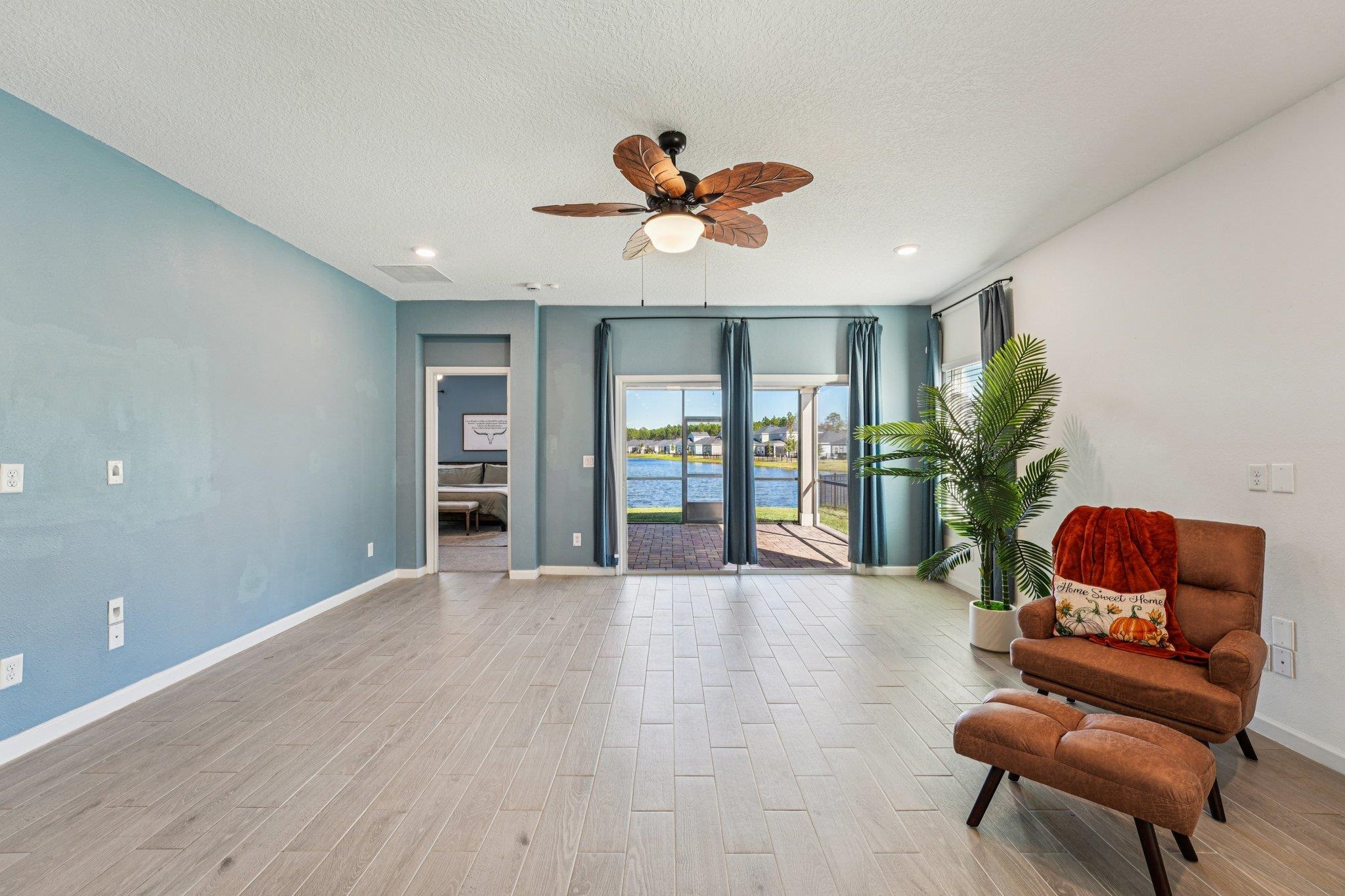 Image 11 of 71 For 428 Lake Sinclair St