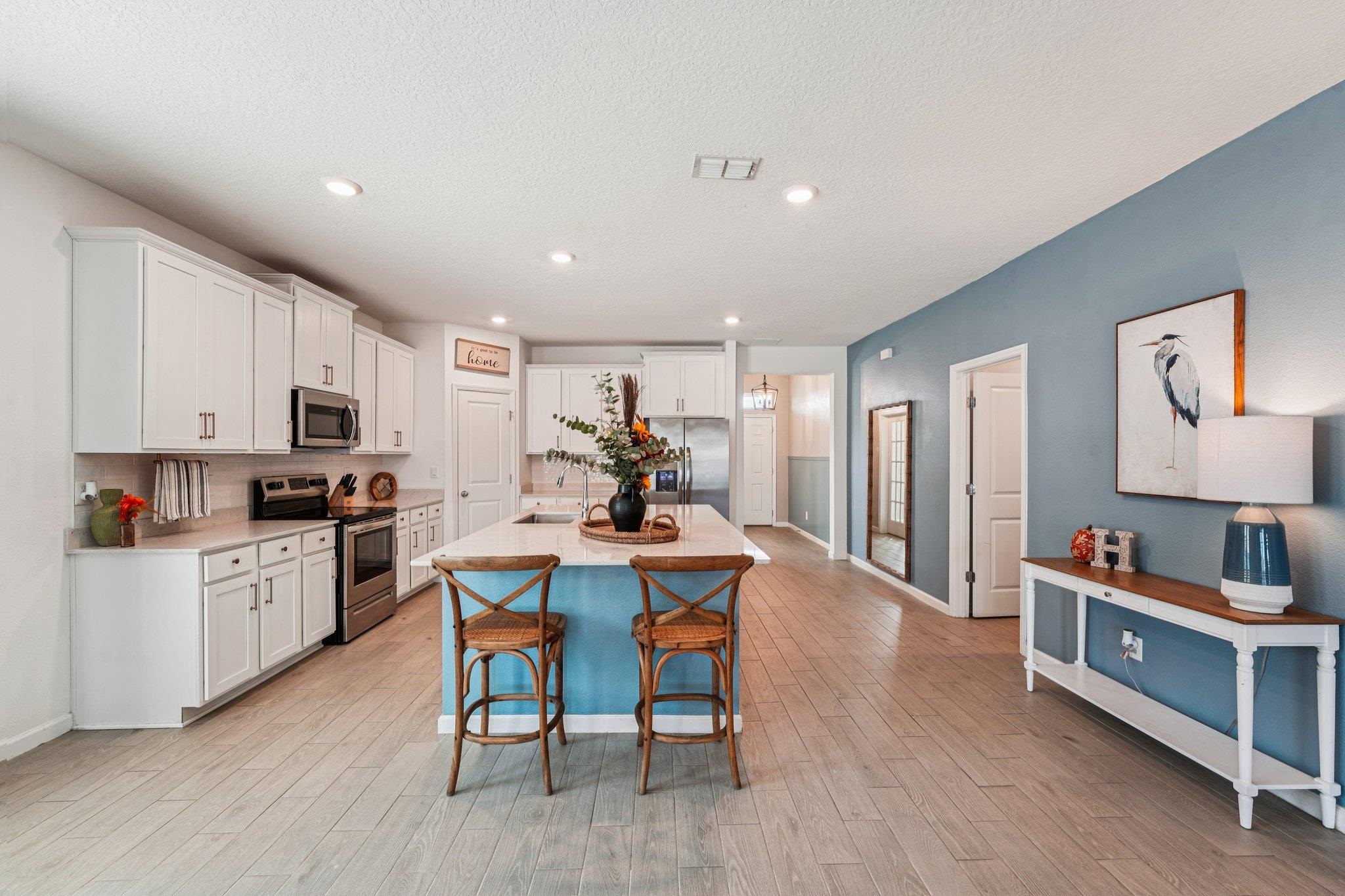 Image 17 of 71 For 428 Lake Sinclair St