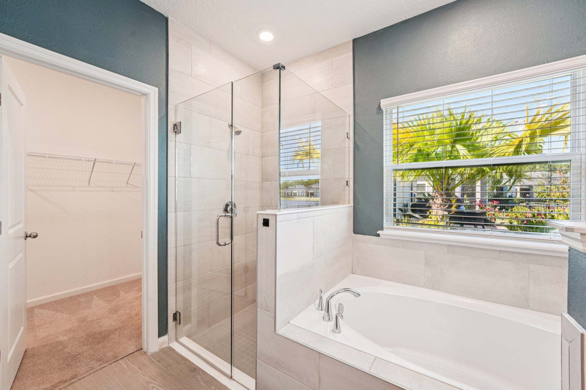 Image 30 of 71 For 428 Lake Sinclair St