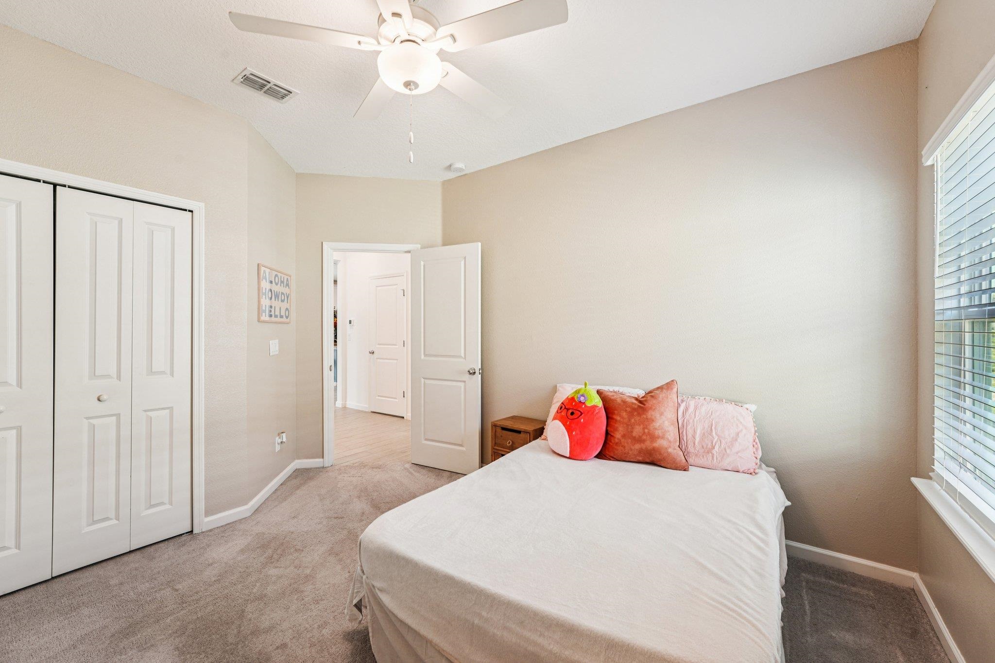 Image 37 of 71 For 428 Lake Sinclair St