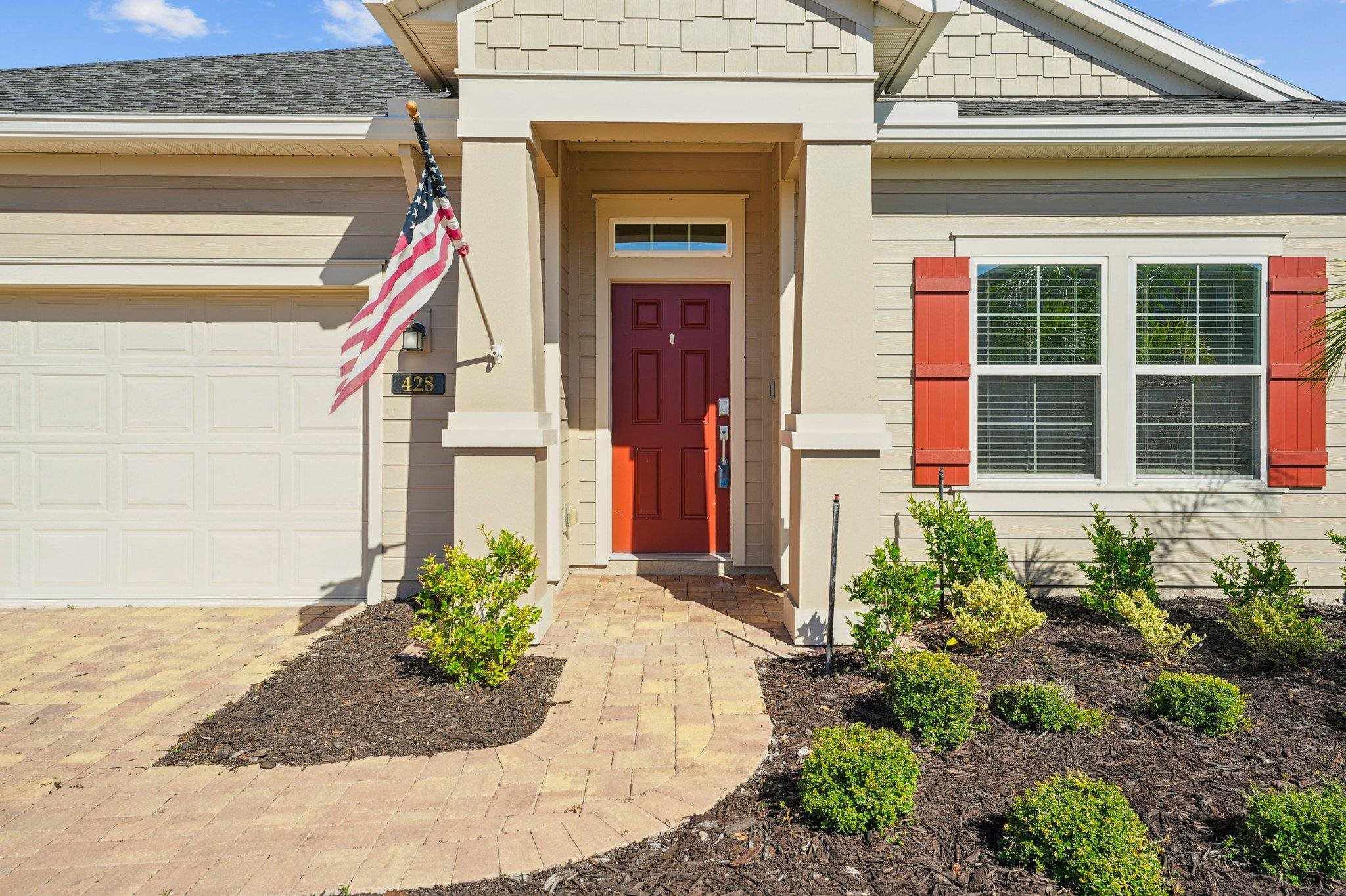 Image 6 of 71 For 428 Lake Sinclair St