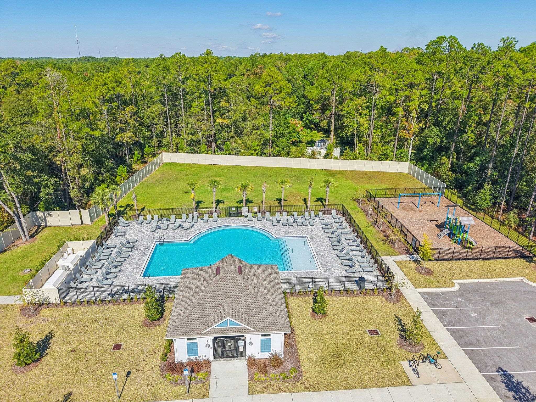 Image 65 of 71 For 428 Lake Sinclair St