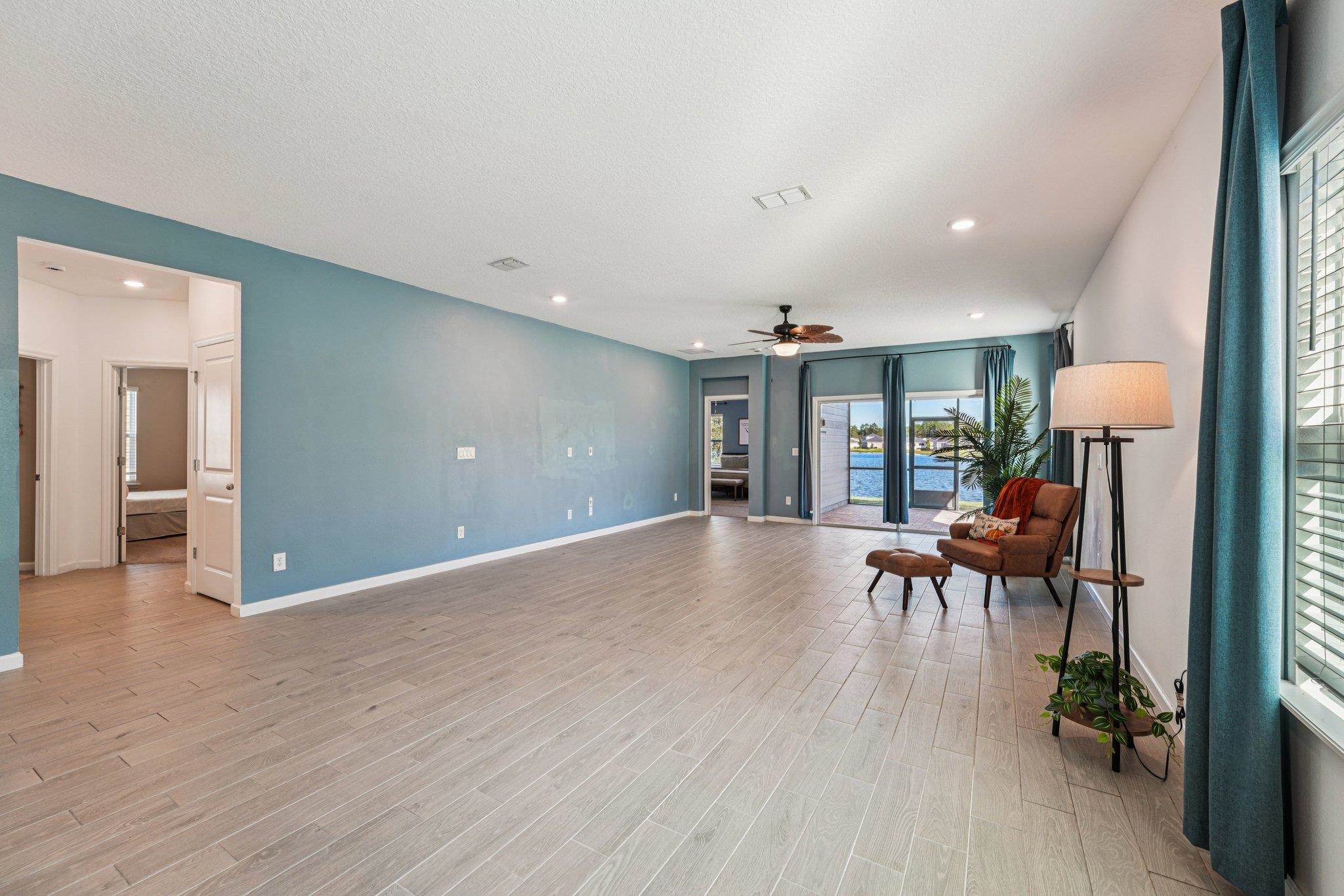 Image 9 of 71 For 428 Lake Sinclair St