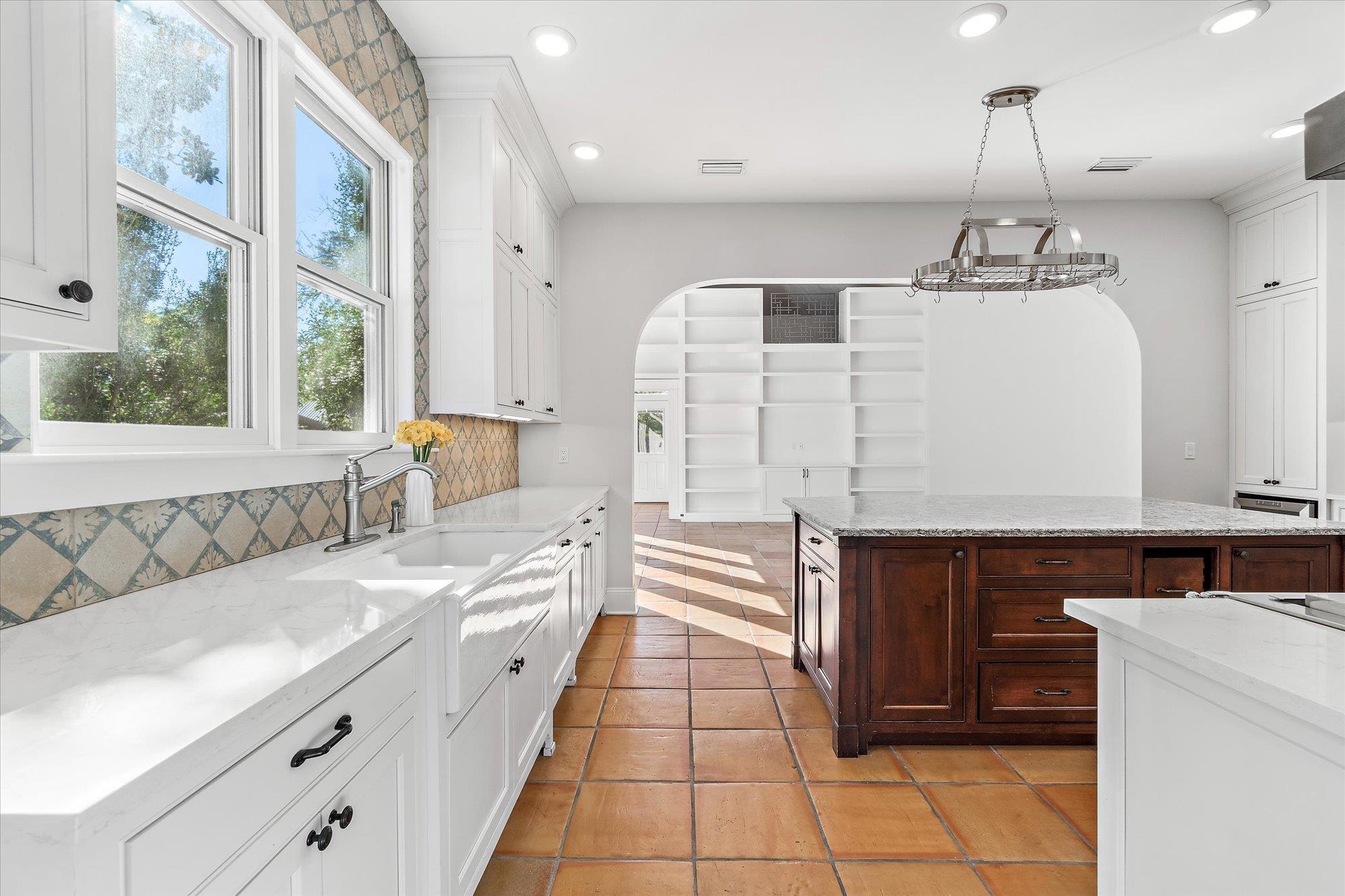 Image 26 of 87 For 31 Cincinnati Avenue