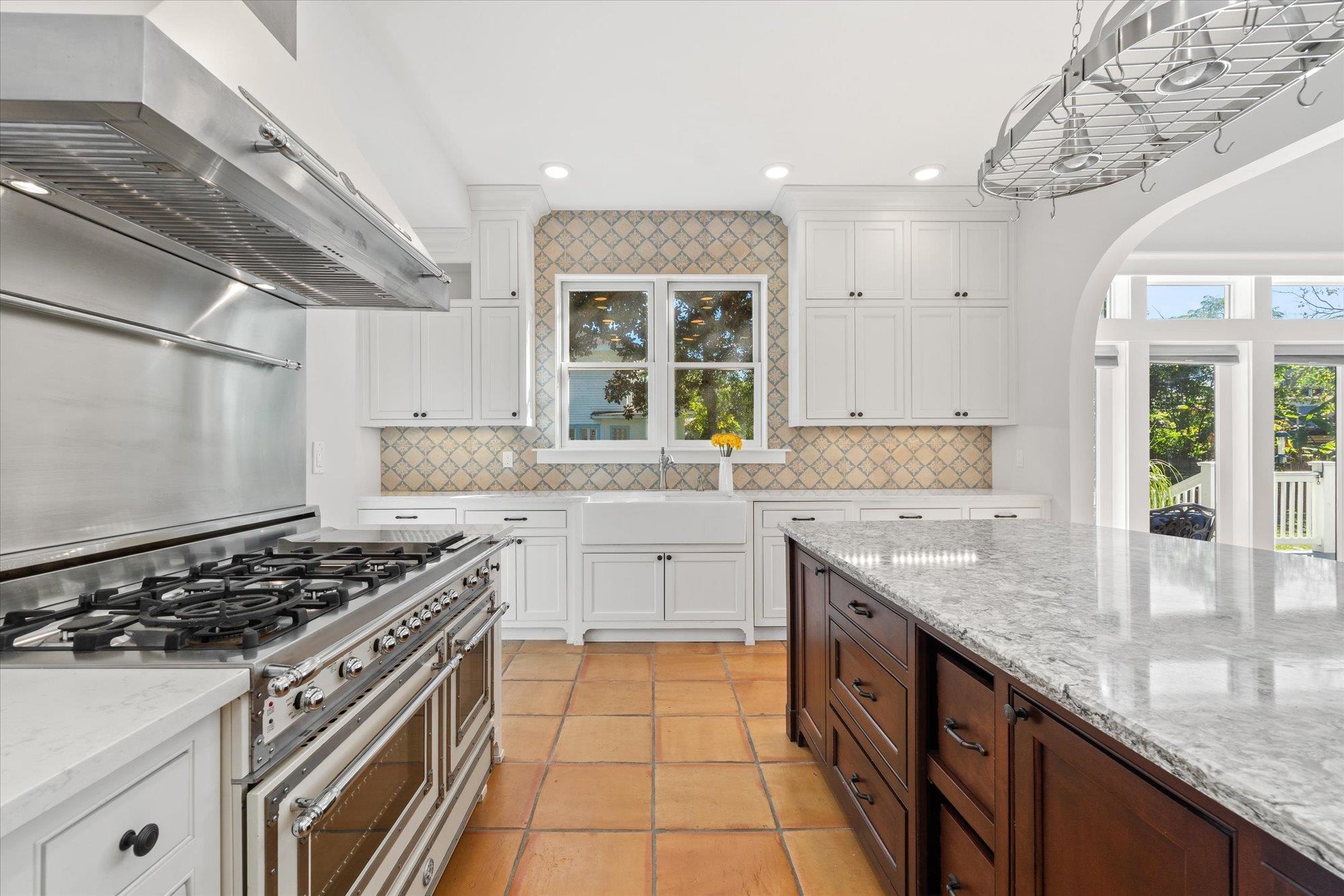 Image 28 of 87 For 31 Cincinnati Avenue